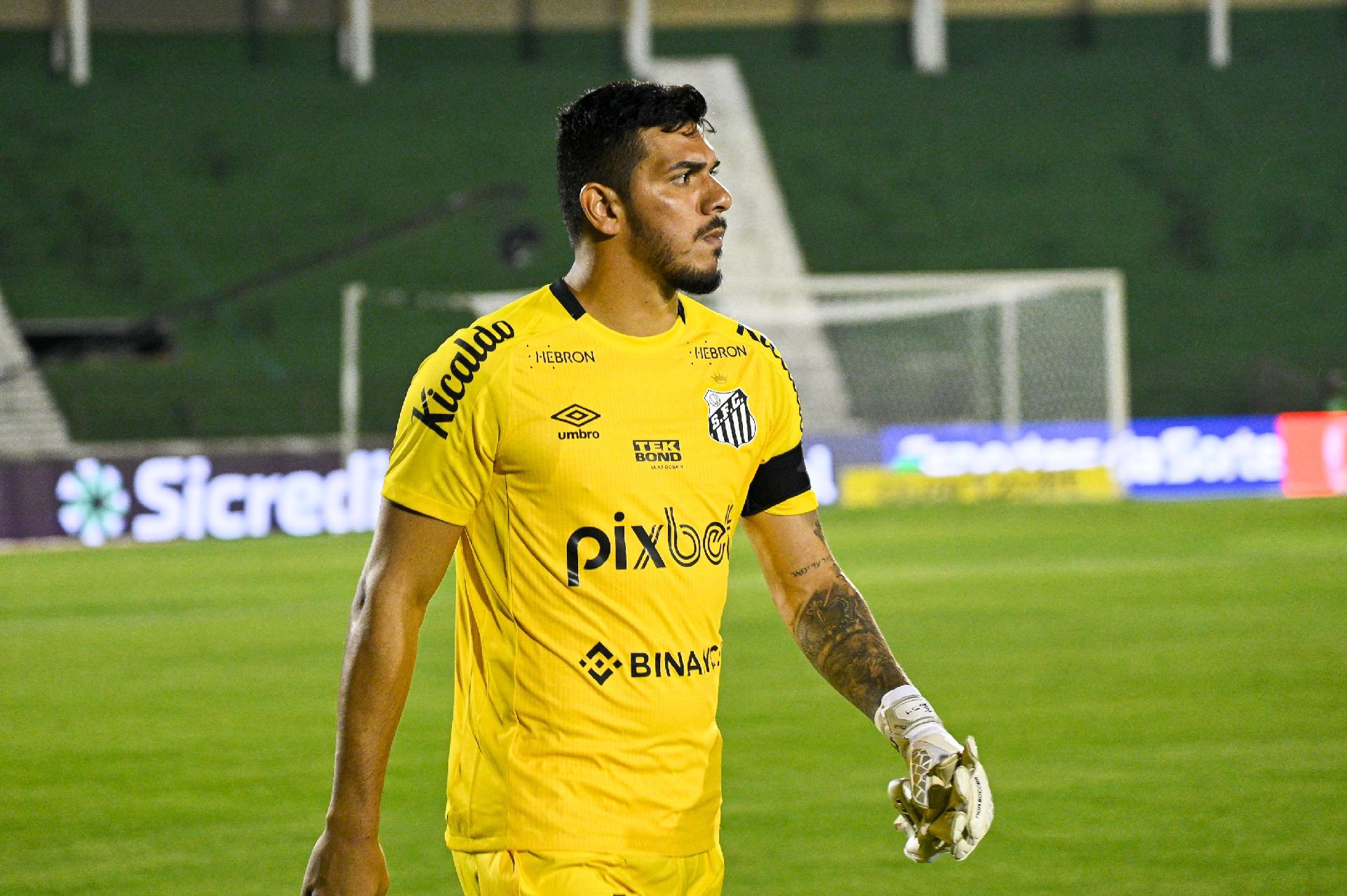 Futsal joga-se com a cabeça, não é com os pés”. Entrevista a João