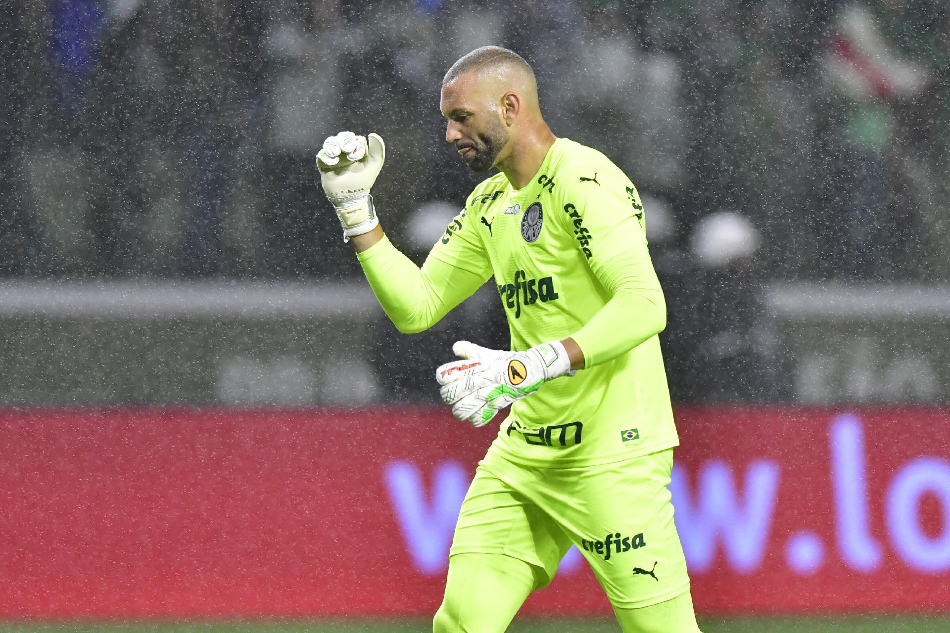 Apesar de instabilidade na temporada, Weverton é peça-chave na arrancada do  Palmeiras