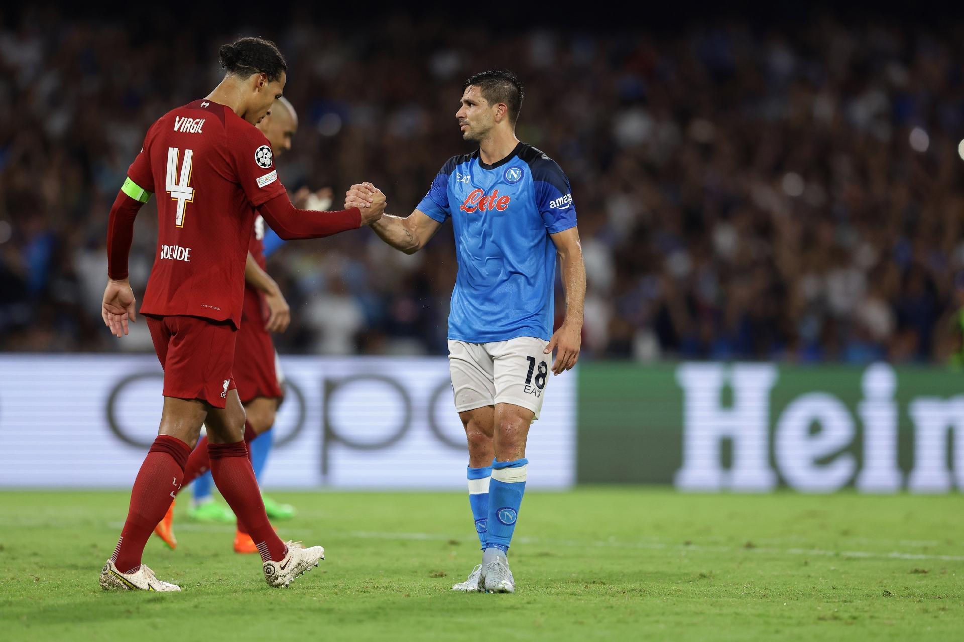 Champions League: Liverpool faz 7 a 1, e Napoli vence novamente