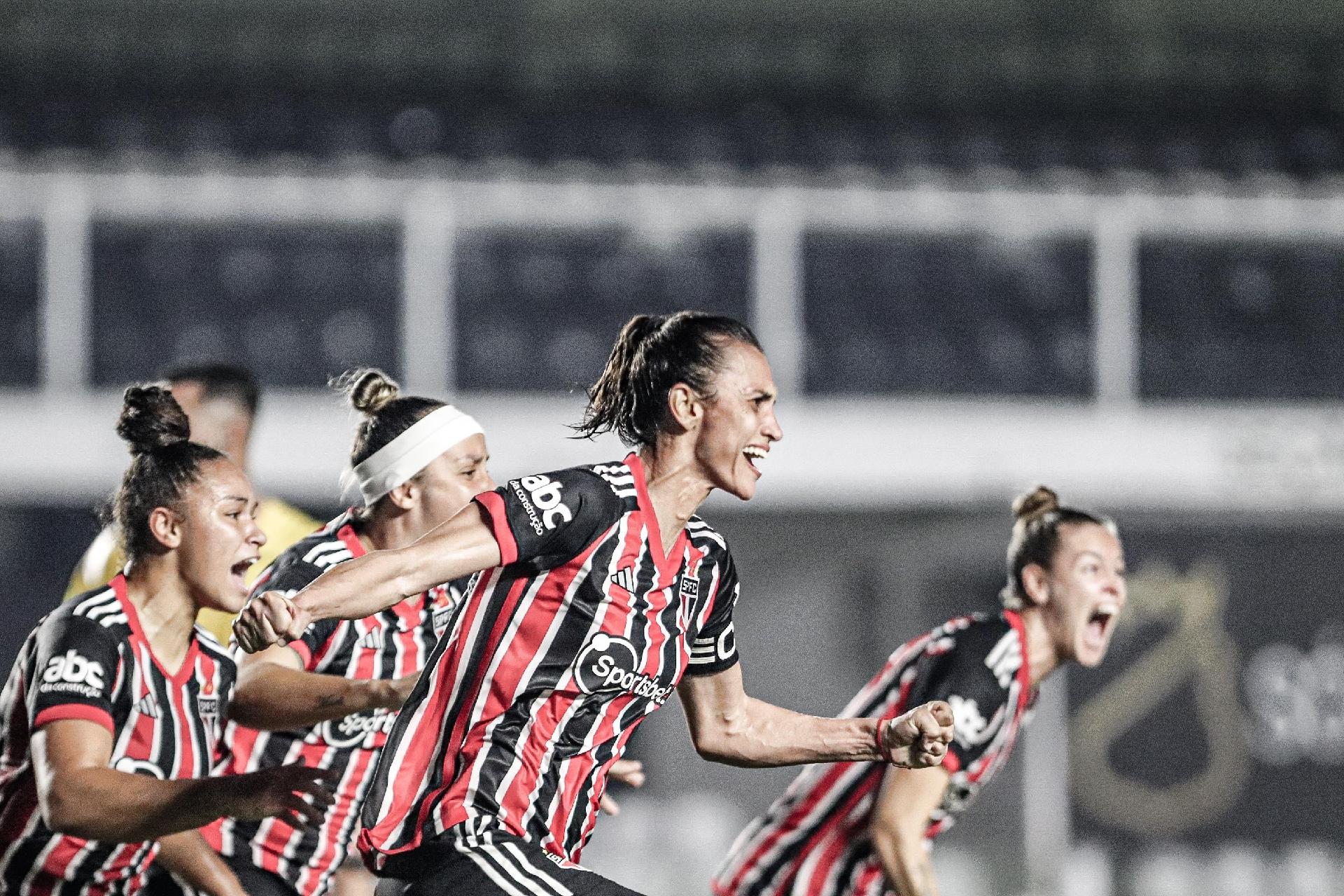 Barueri vence pela primeira vez no Paulista feminino