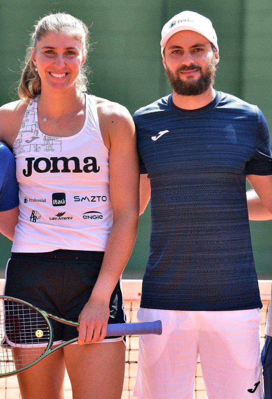 Melhores momentos Ons Jabeur x Elena Rybakina em Wimbledon (1-2