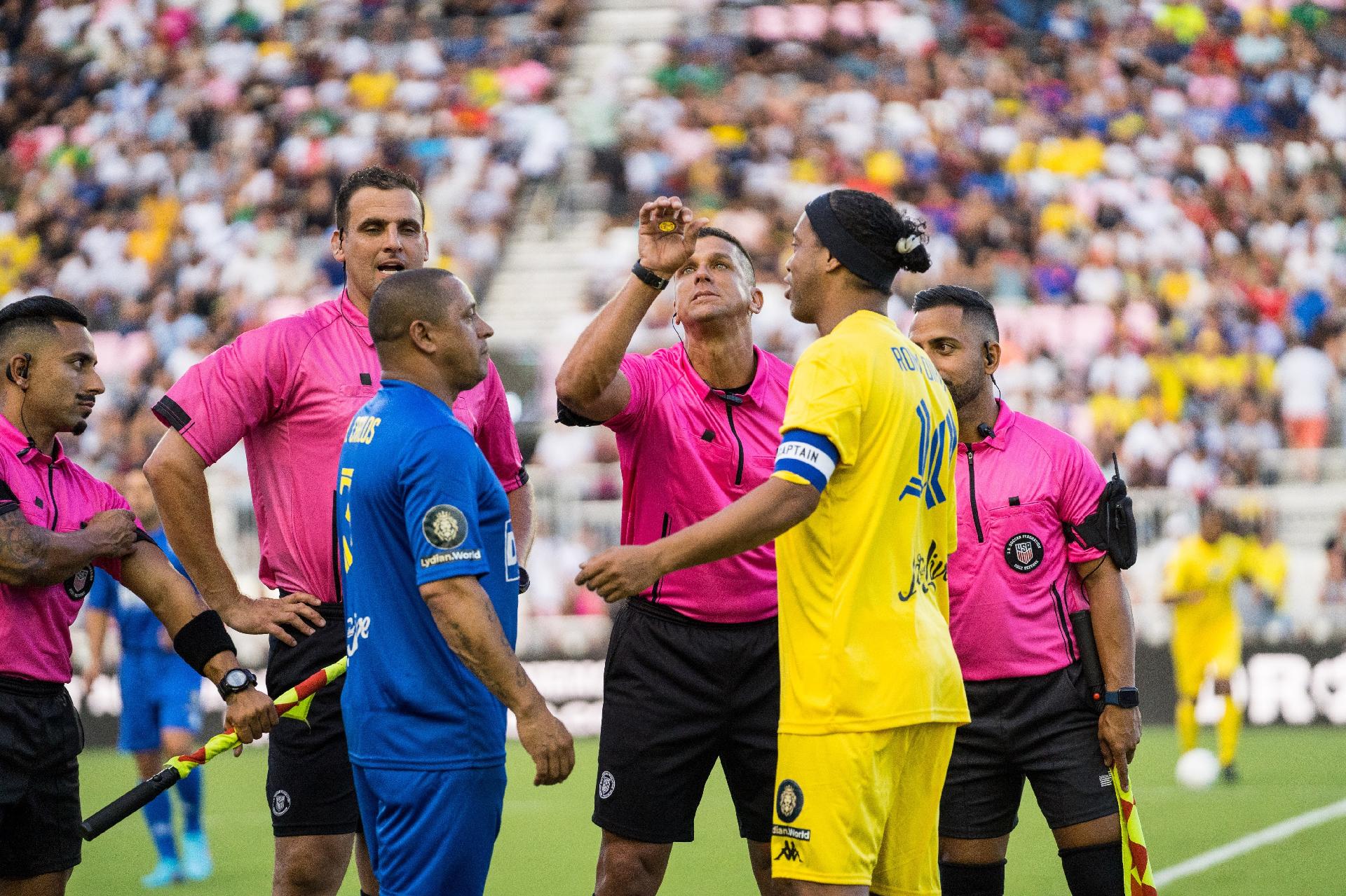 Equipe de Ronaldinho Gaúcho chega à final do torneio Games of Future