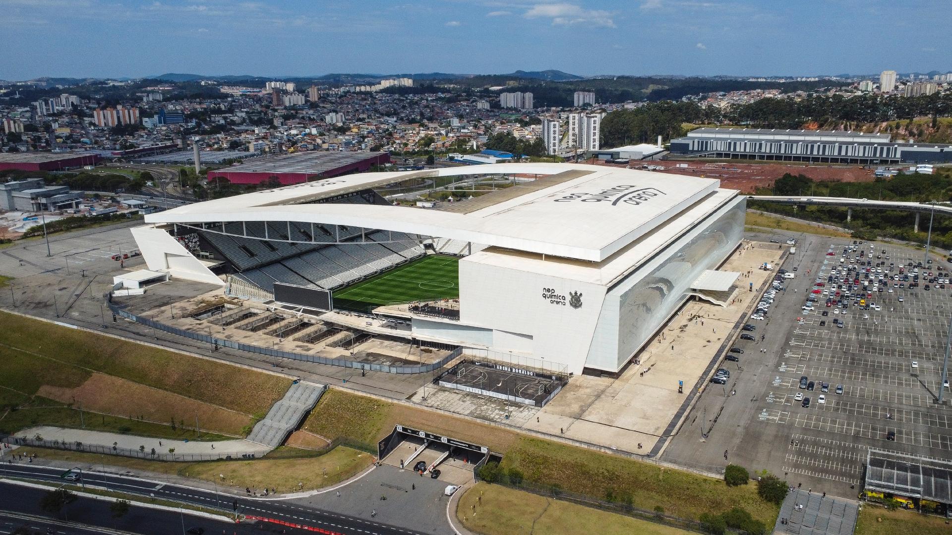 NFL no Brasil: Estádio do Corinthians recebe jogo de futebol americano em  2024 - Quinto Quarto