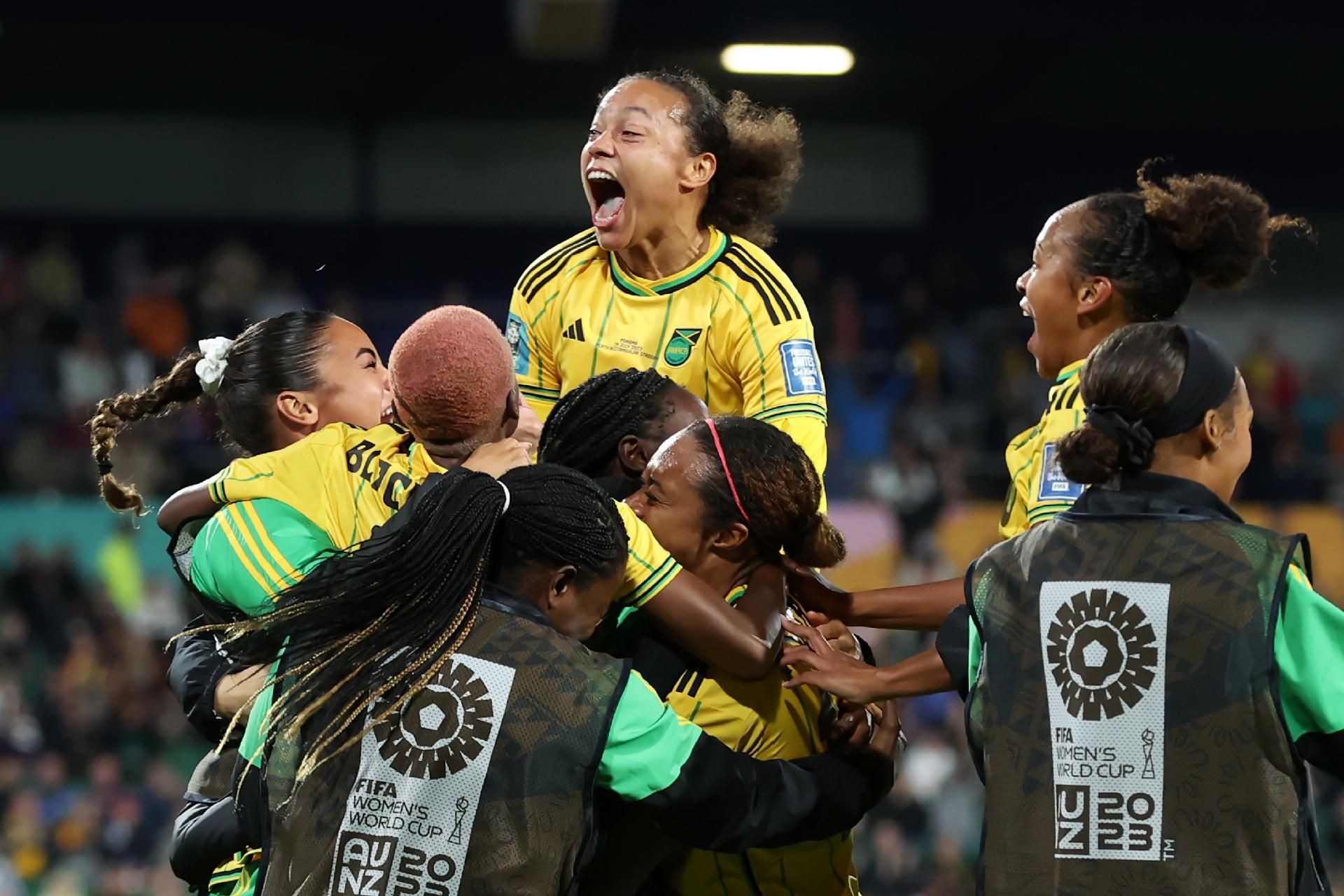 Rafaelle destaca jogo decisivo contra a Jamaica: “Agora é tudo ou