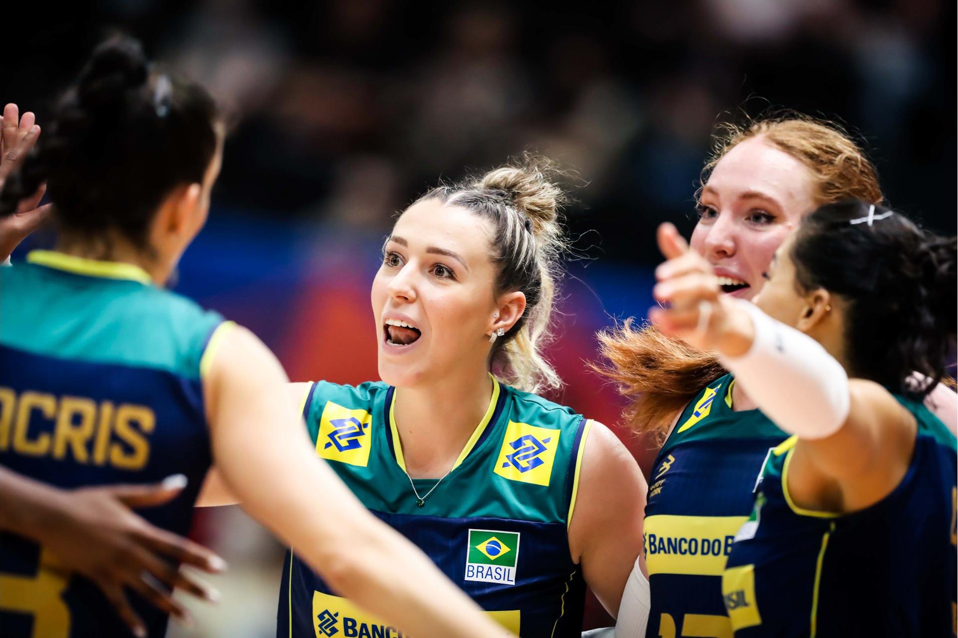 Brasil vence dominicanas no tie-break, e vôlei feminino garante, tie break  vôlei 