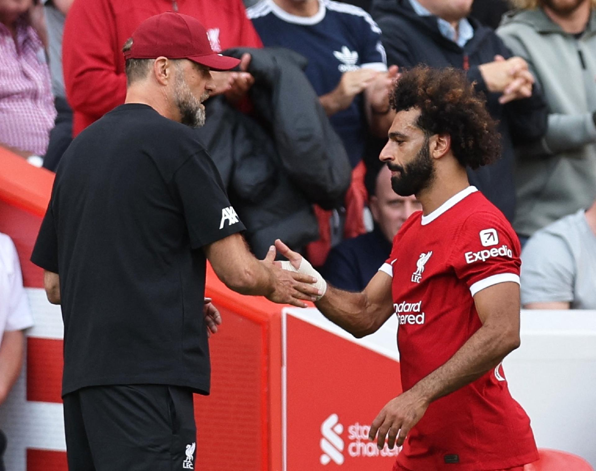 Klopp garante que Mohamed Salah não vai para o futebol árabe: 'Comprometido  com o Liverpool' - A Crítica de Campo Grande