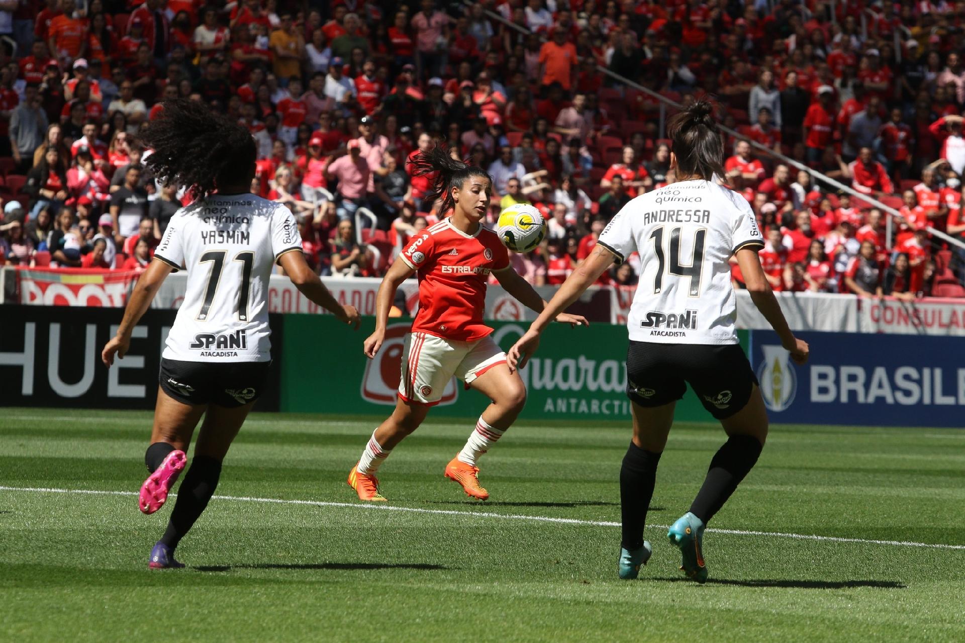 Corinthians mostra todos os afetos que o futebol feminino pode