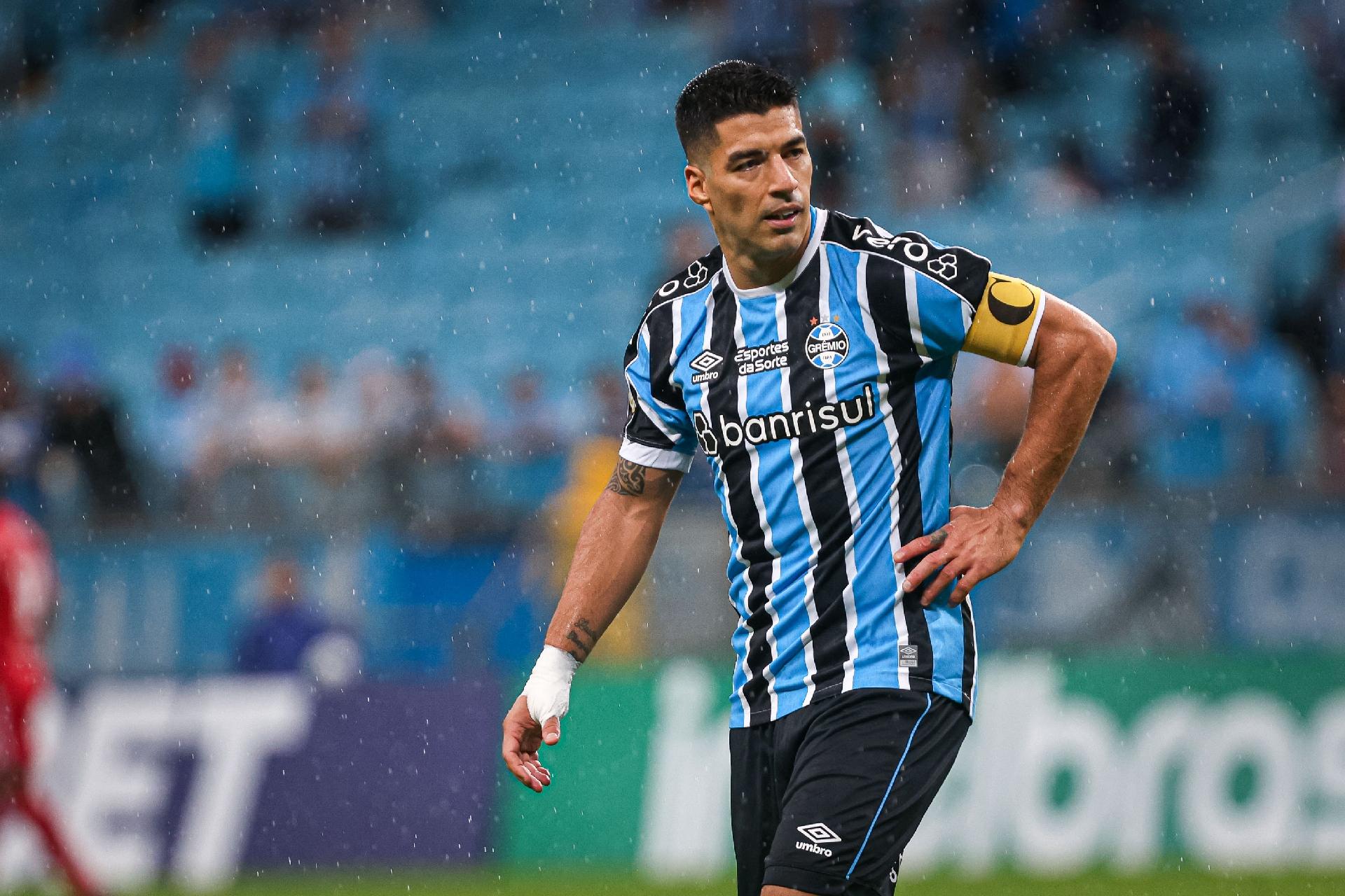 Suárez puxa a fila dos jogadores fora do Brasileirão Série A em