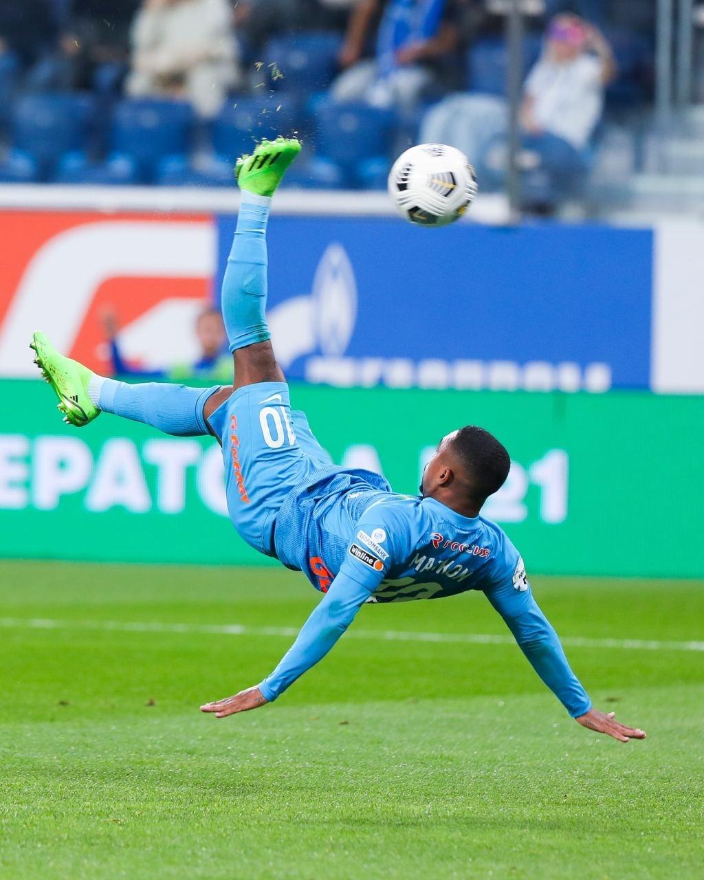 Zenit é campeão russo em jogo com gol e assistências de ex