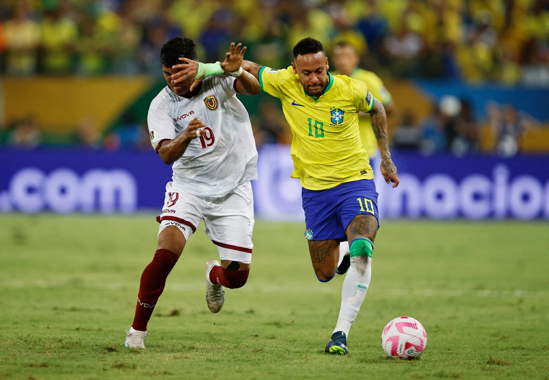 BRASIL SAI NA FRENTE, MAS LEVA EMPATE COM GOLAÇO! BRASIL 1 X 1 VENEZUELA 