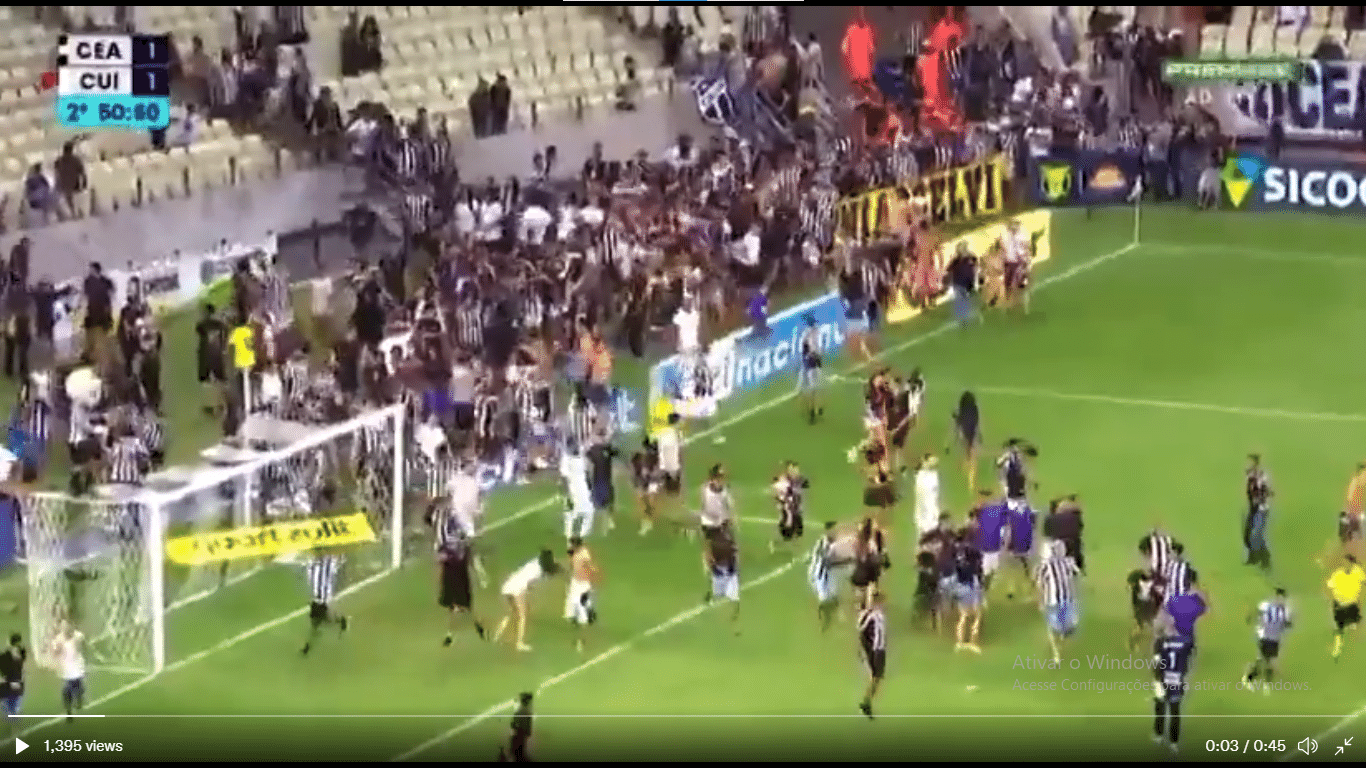 Funcionário do Ceará joga sal grosso na Arena Castelão antes de jogo com  Cuiabá - Jogada - Diário do Nordeste