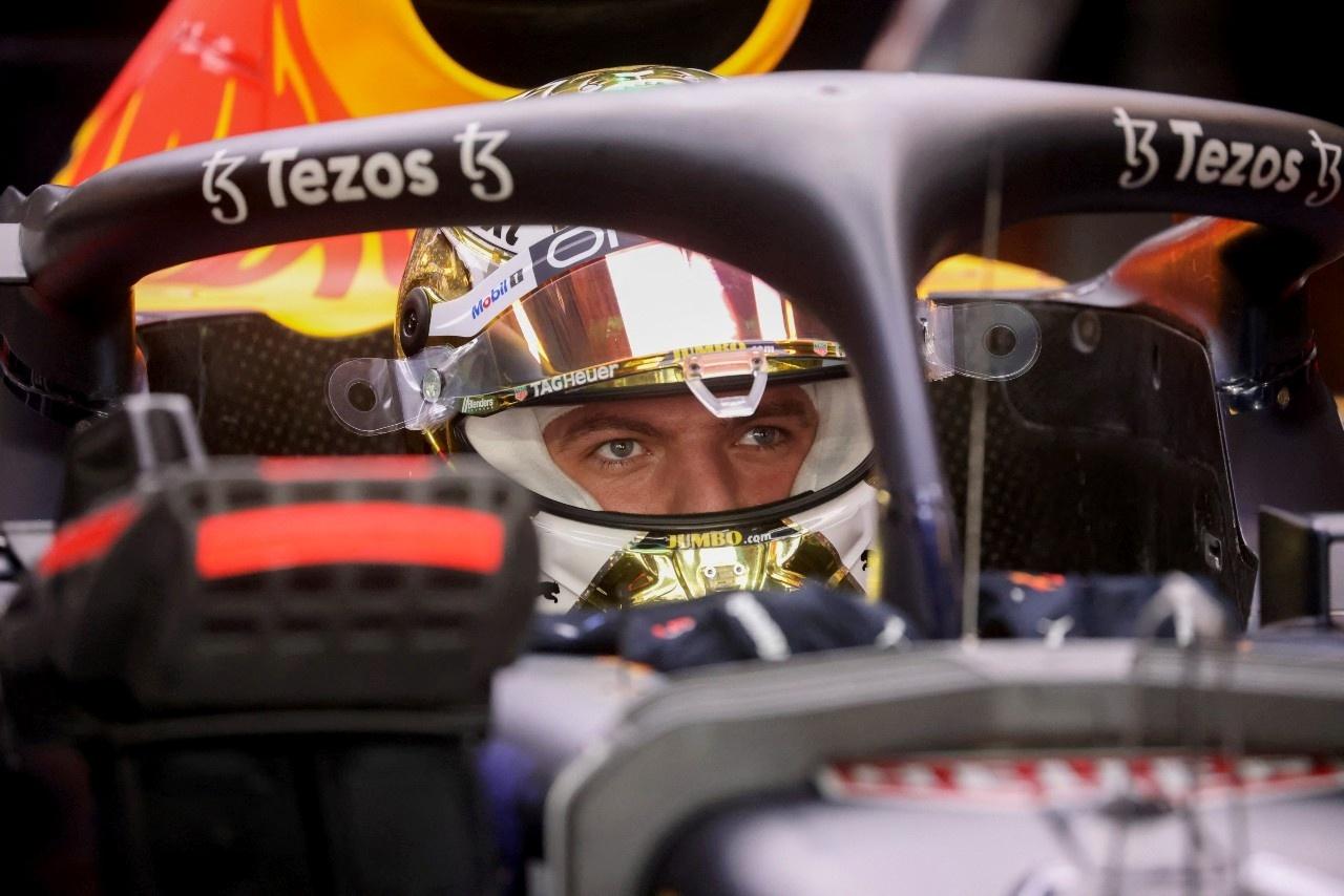Verstappen lidera segundo treino livre do GP de F1 do Japão - Folha PE