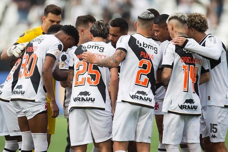 Entenda por que jogo entre Santos e Vasco é fundamental para os