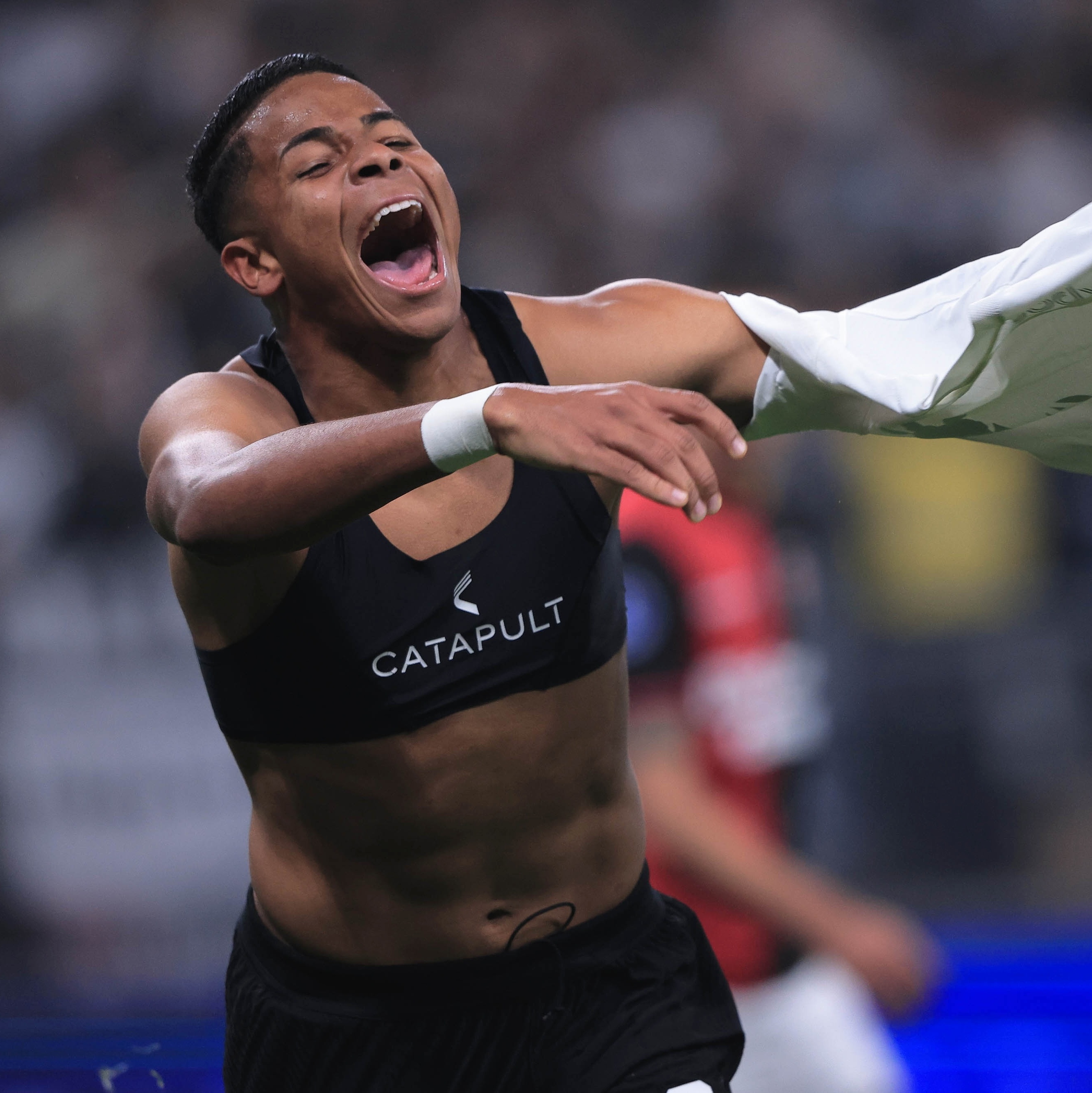 Wesley lembra gol decisivo na base do Corinthians e conta o que mais gosta  de fazer em campo