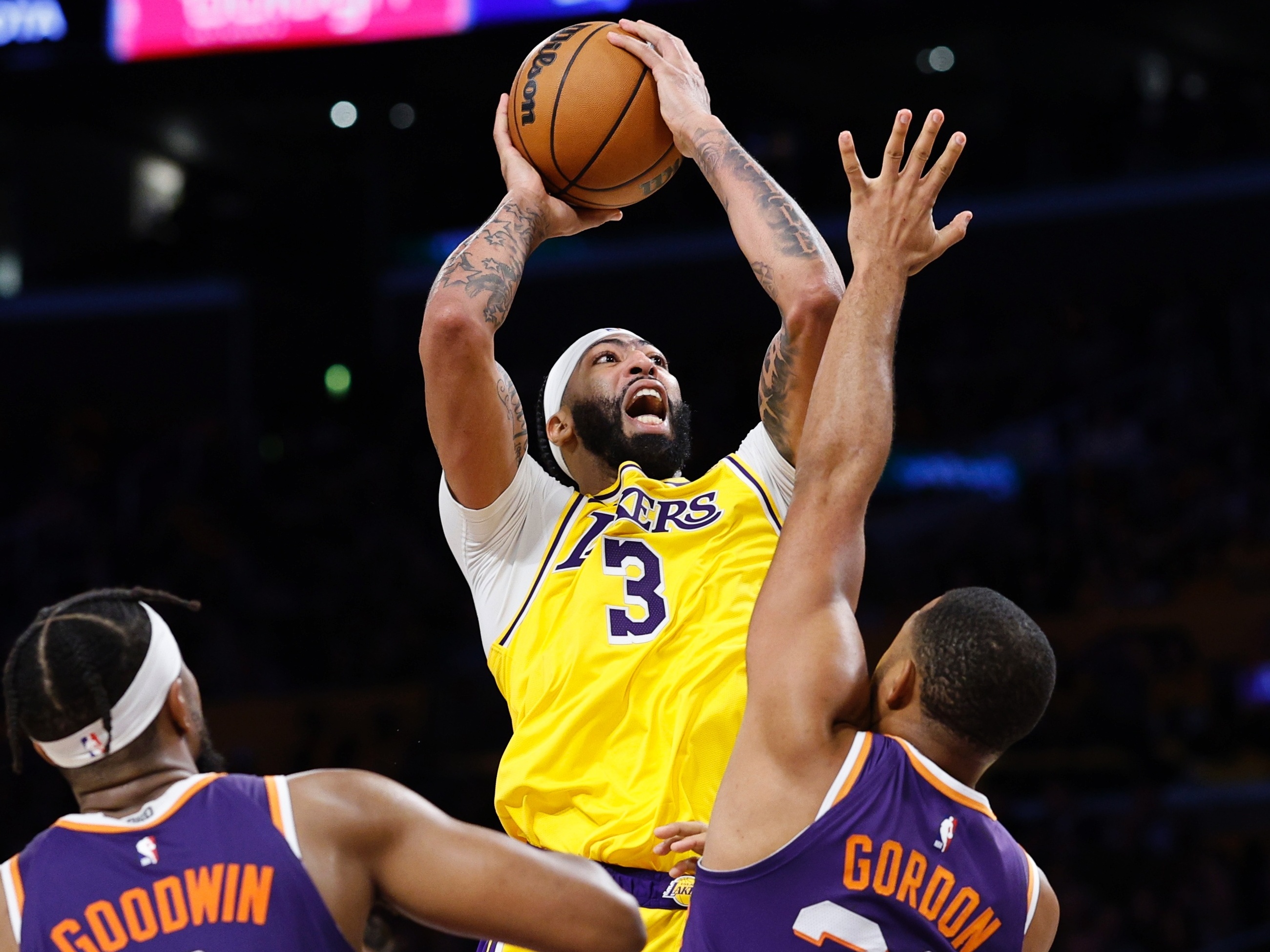 Band - Hoje tem mais um jogo emocionante da @nba entre Los Angeles