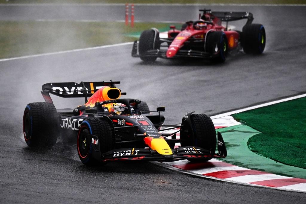 Verstappen lidera segundo treino livre do GP de F1 do Japão - Folha PE