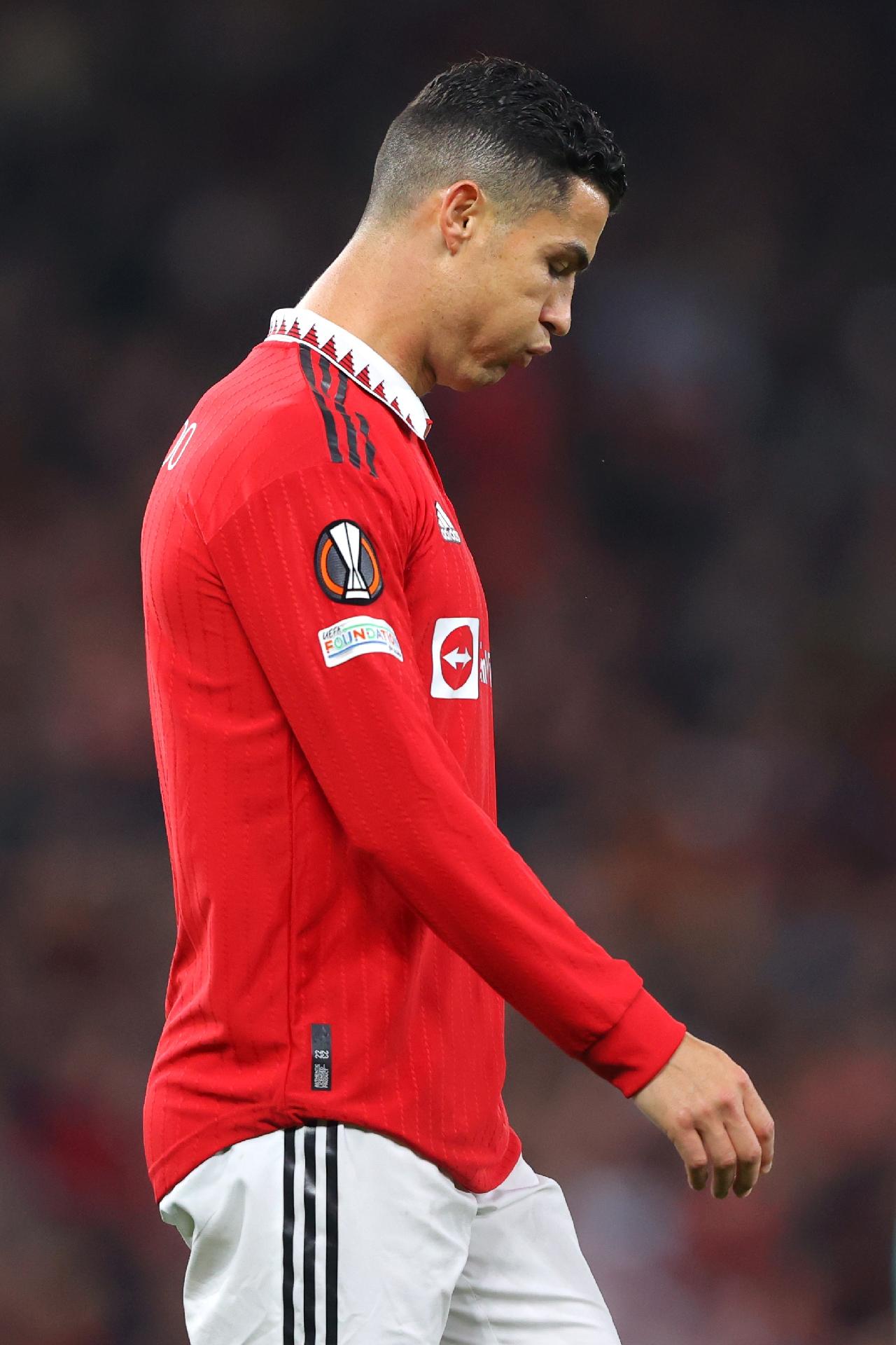 Cristiano Ronaldo é afastado pelo Manchester United antes de jogo contra o  Chelsea