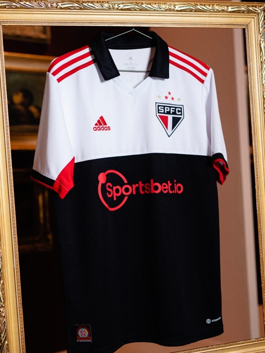 Adidas se posiciona após São Paulo ir à Justiça por falta de patrocinador  na terceira camisa