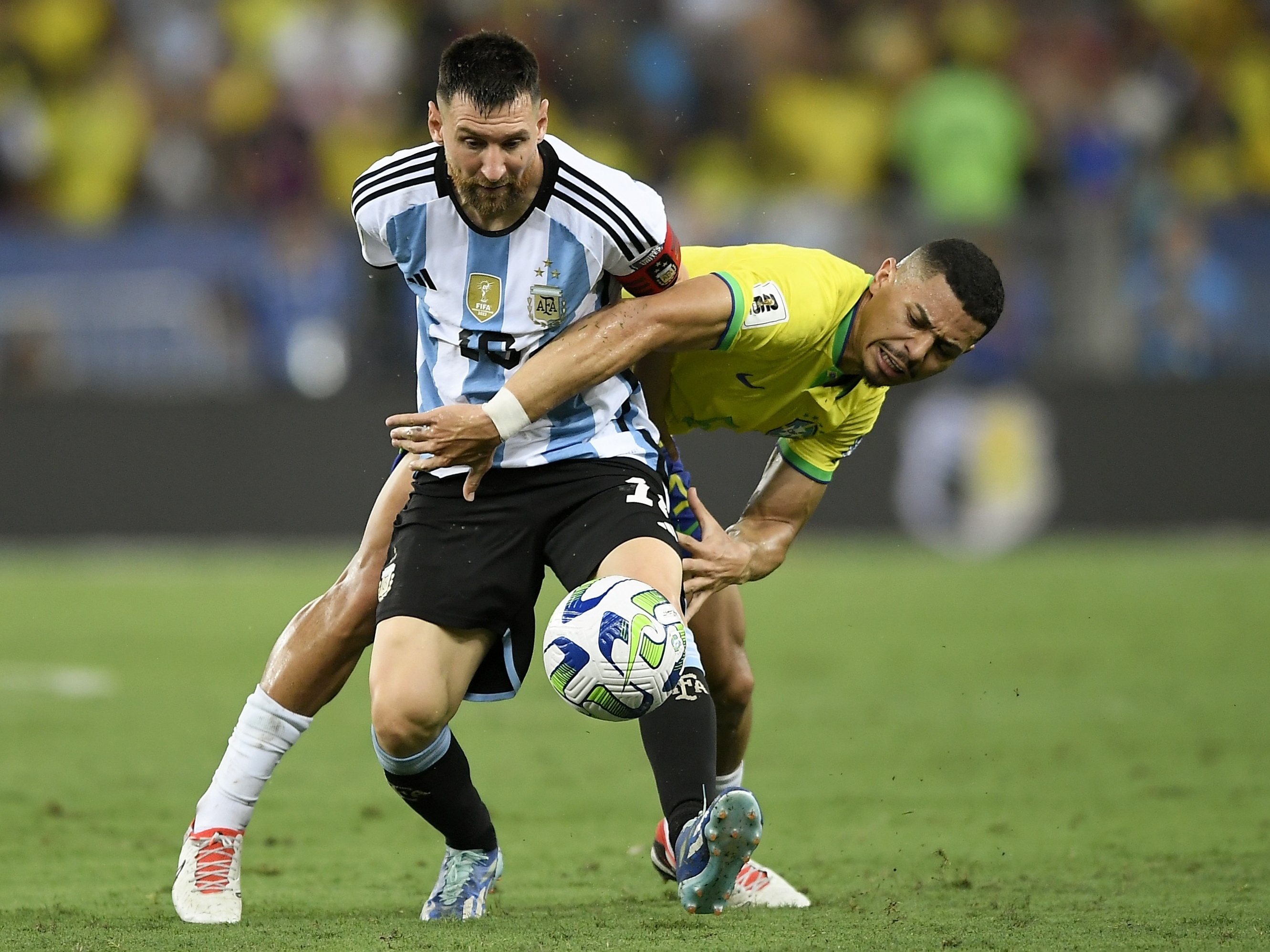 Brasil perde para a Argentina e amarga 1ª derrota em casa na história das  Eliminatórias