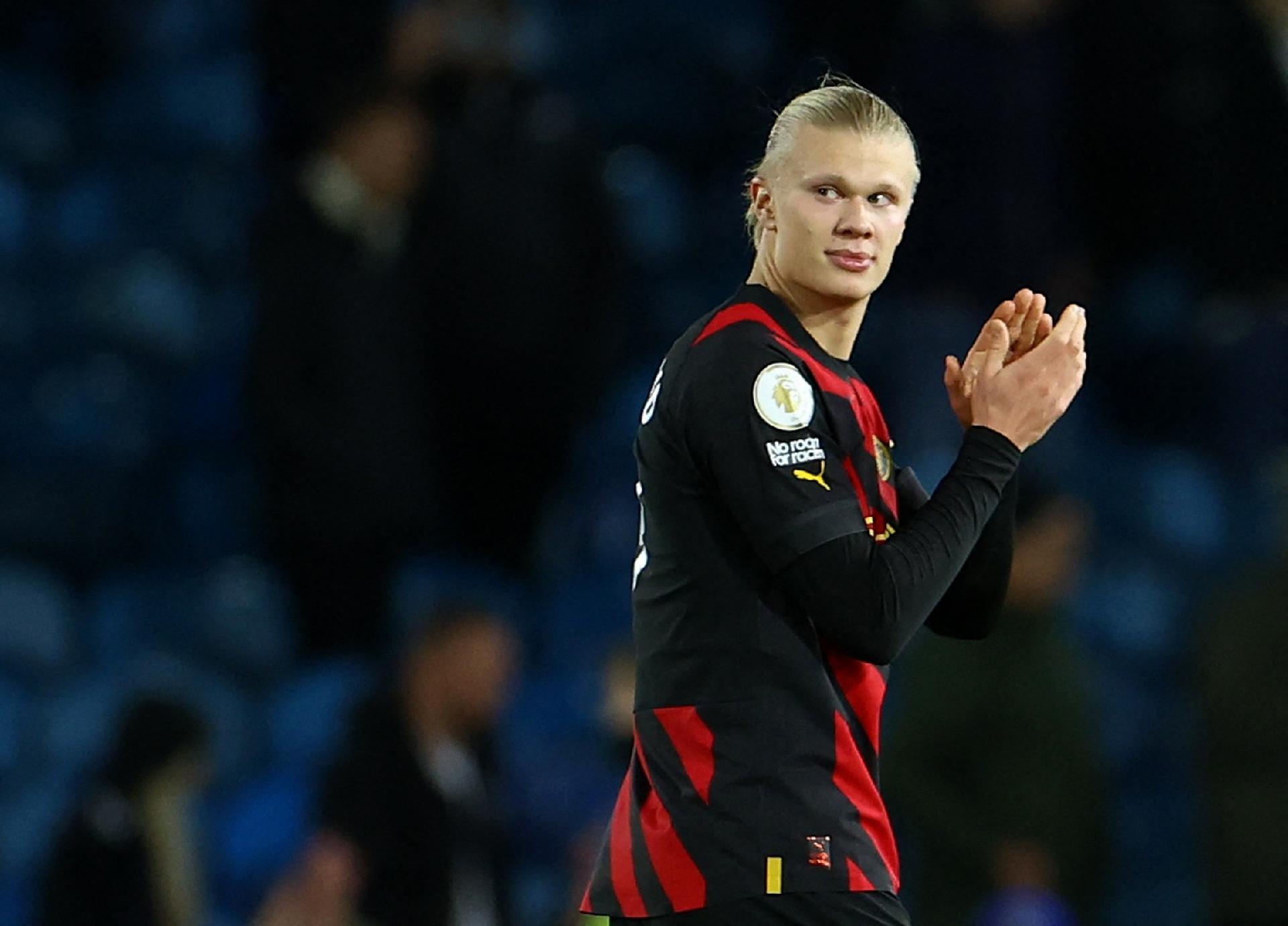 TNT Sports Brasil - Quando o assunto é NÚMEROS ABSURDOS, o Haaland sobra!  ☄️🇳🇴 Será que ele vai aumentar a estatística de gols na terça? Tem  Manchester City x Estrela Vermelha na