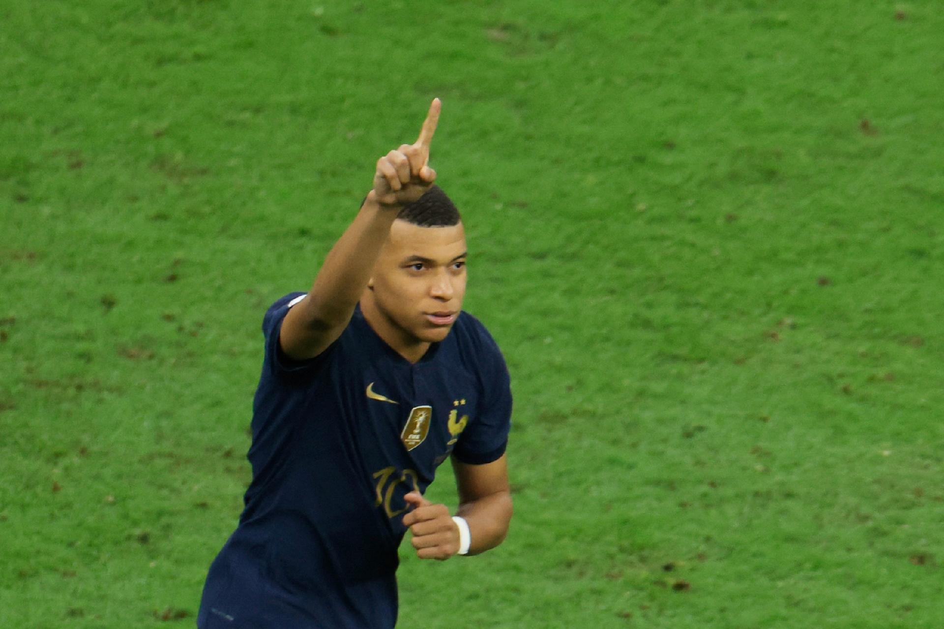 Copa 2022: Mbappé amarga vice, mas sai do Mundial maior e bate recorde