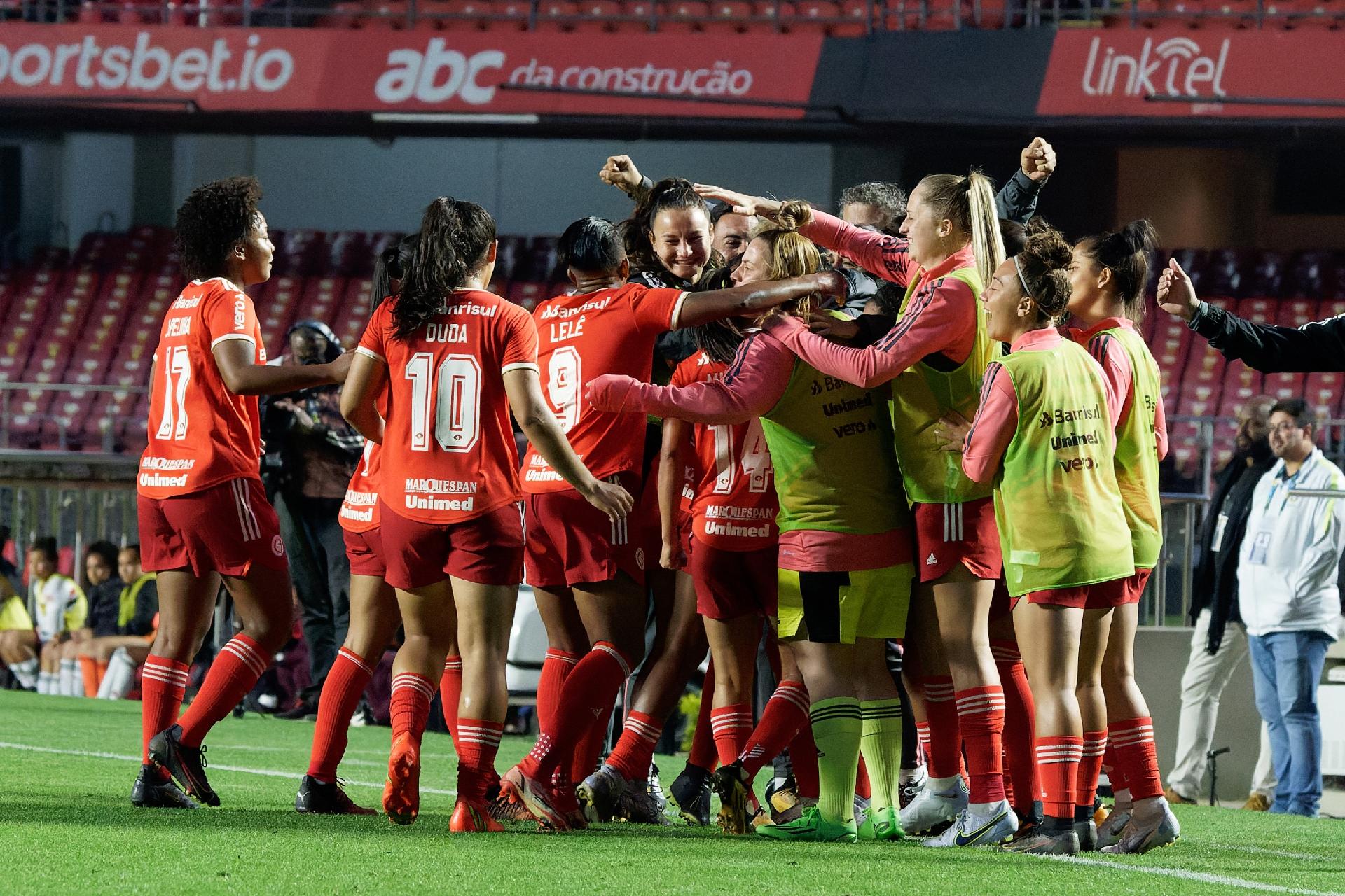 Catarinense do Internacional revela emoção de chegar à final do Brasileirão  Feminino, futebol