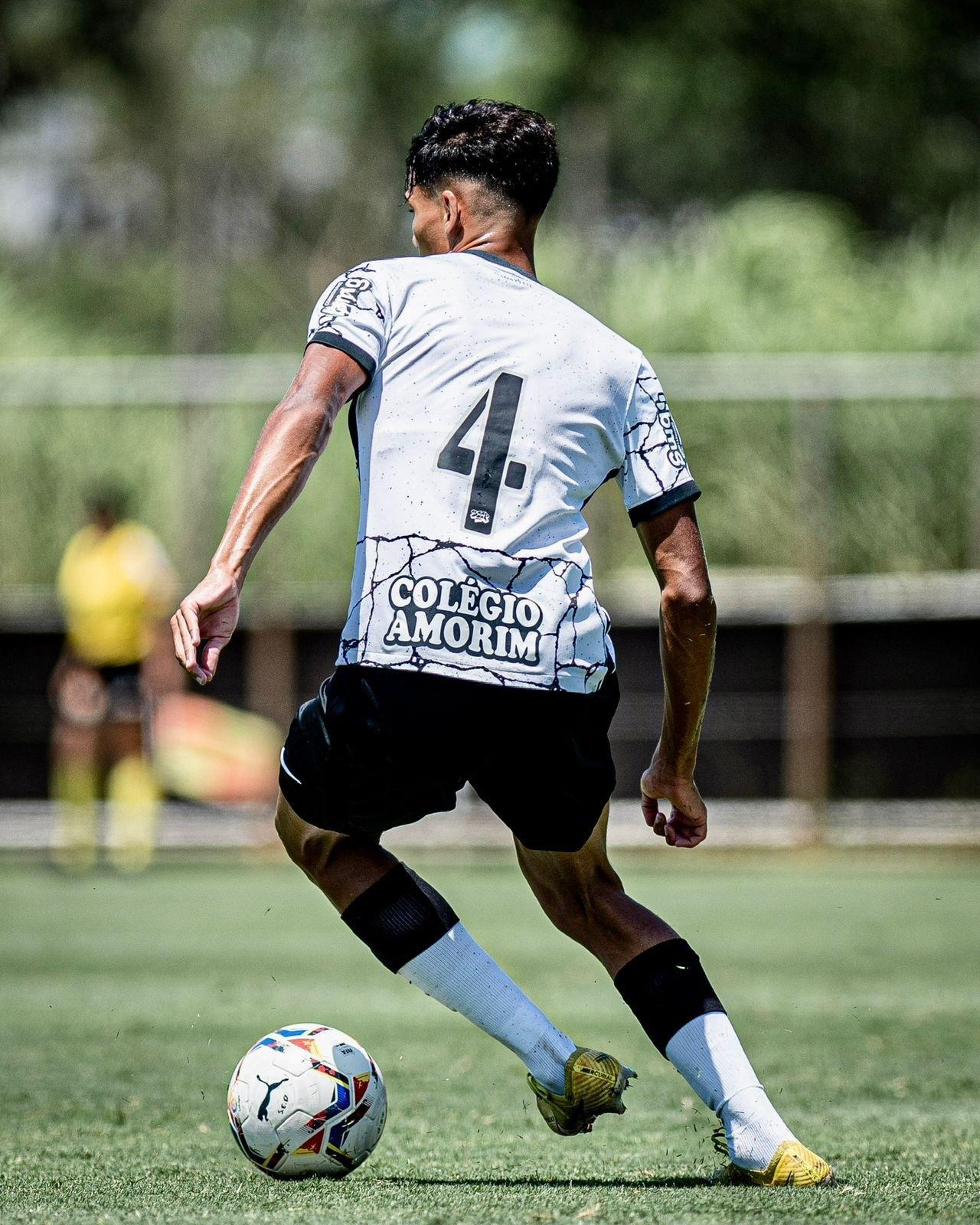 RGL - Base leva Corinthians à Sul-Americana e mostra que pode dar s