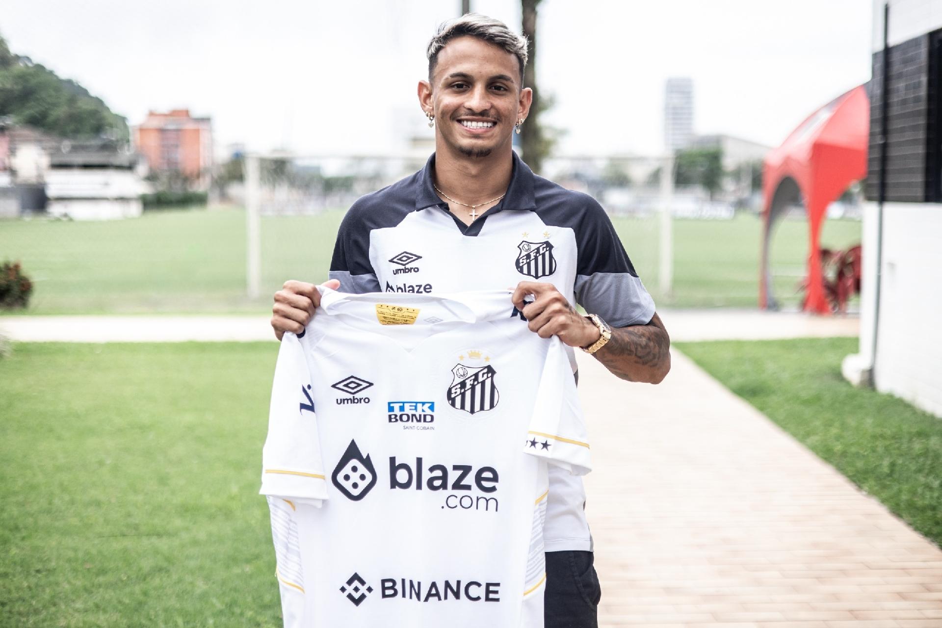 Santos confirma a contratação de zagueiro destaque na Copa São Paulo