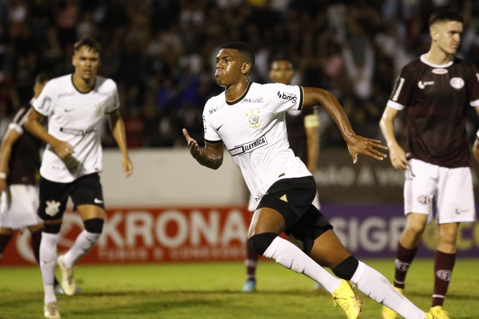 CORINTHIANS 2 X 1 FERROVIÁRIA