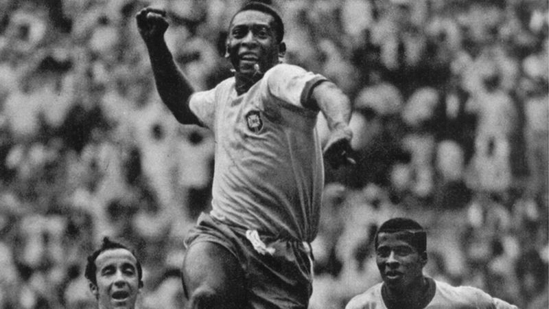 Revista inglesa coloca Pelé como quarto melhor jogador de todos os