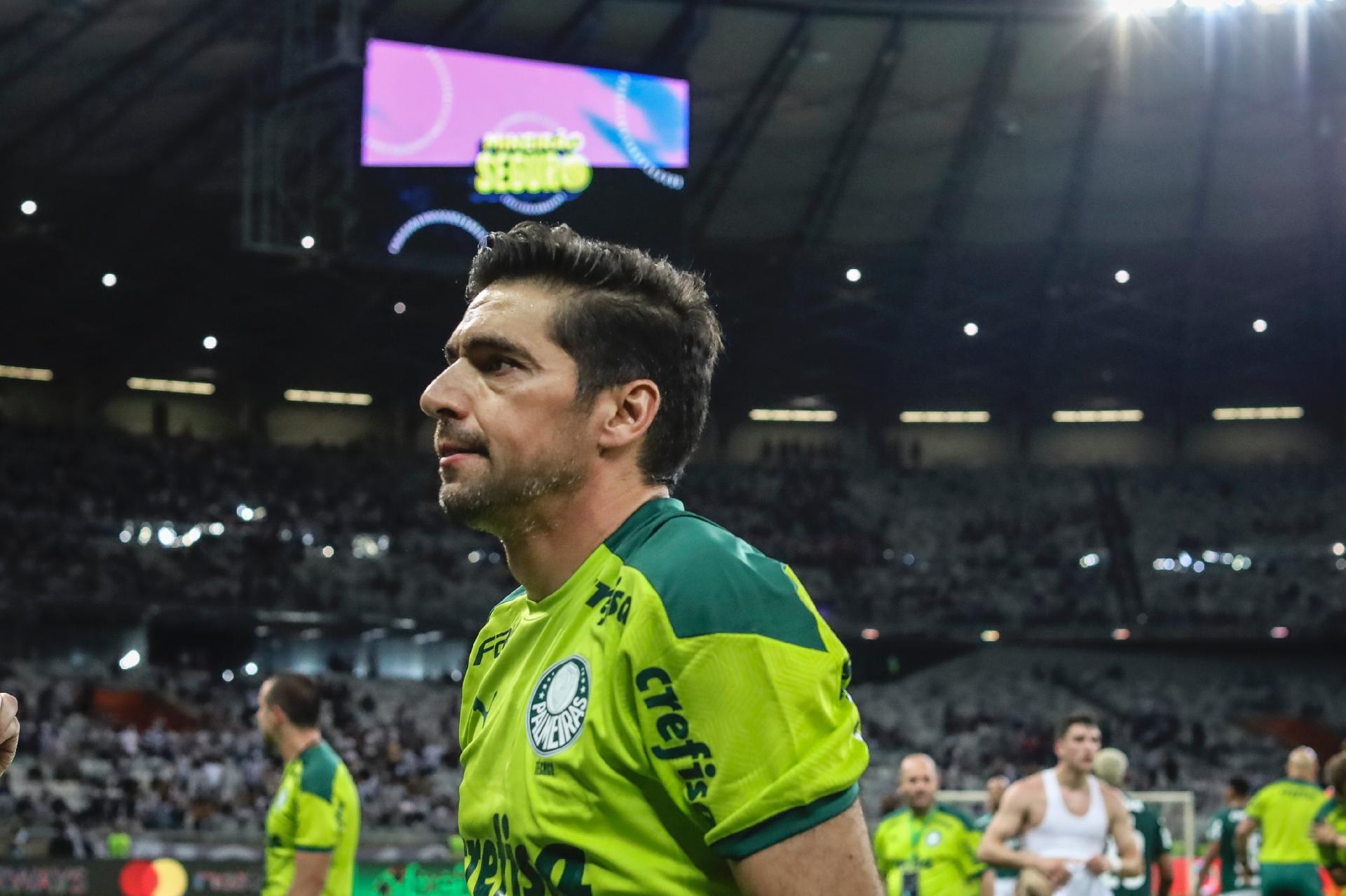 [OPINIÃO] Abel sente saudade de Portugal, mas deu sua palavra ao Palmeiras