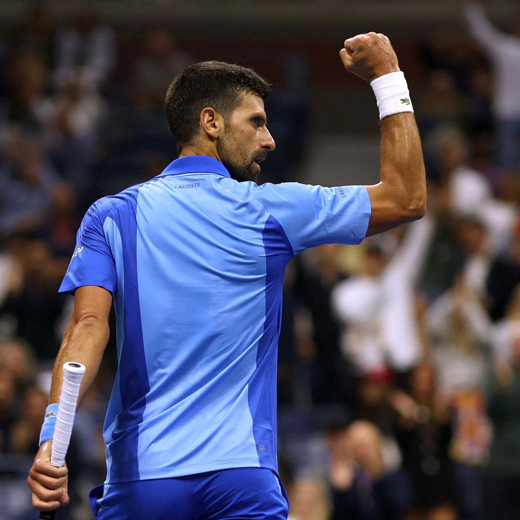 Djokovic sai atrás, mas vira sobre Sérvio Laslo Djere e vai às oitavas do  US Open - Folha PE