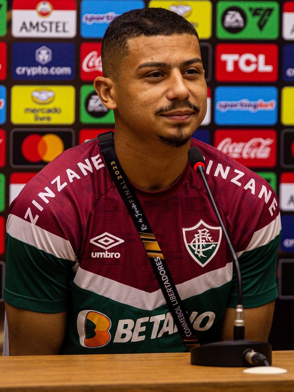 Ele merece! Arias fala sobre ter música para ele na torcida: Todo jogador  quer ter uma - Fluminense: Últimas notícias, vídeos, onde assistir e  próximos jogos