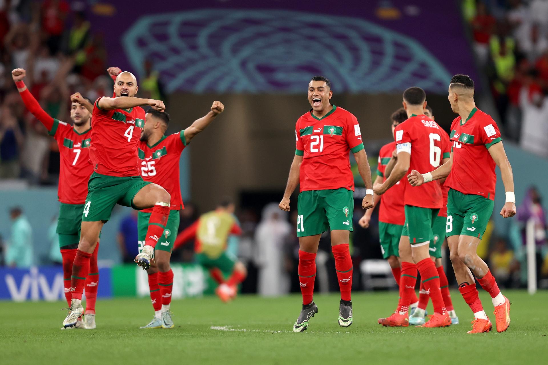 Marrocos e Espanha fazem um duelo de mundos distintos na Copa - Lance!