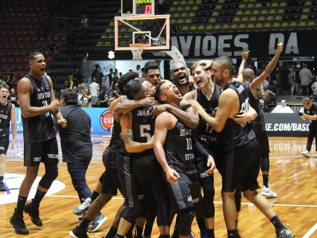 Vasco prepara volta para o NBB, basquete