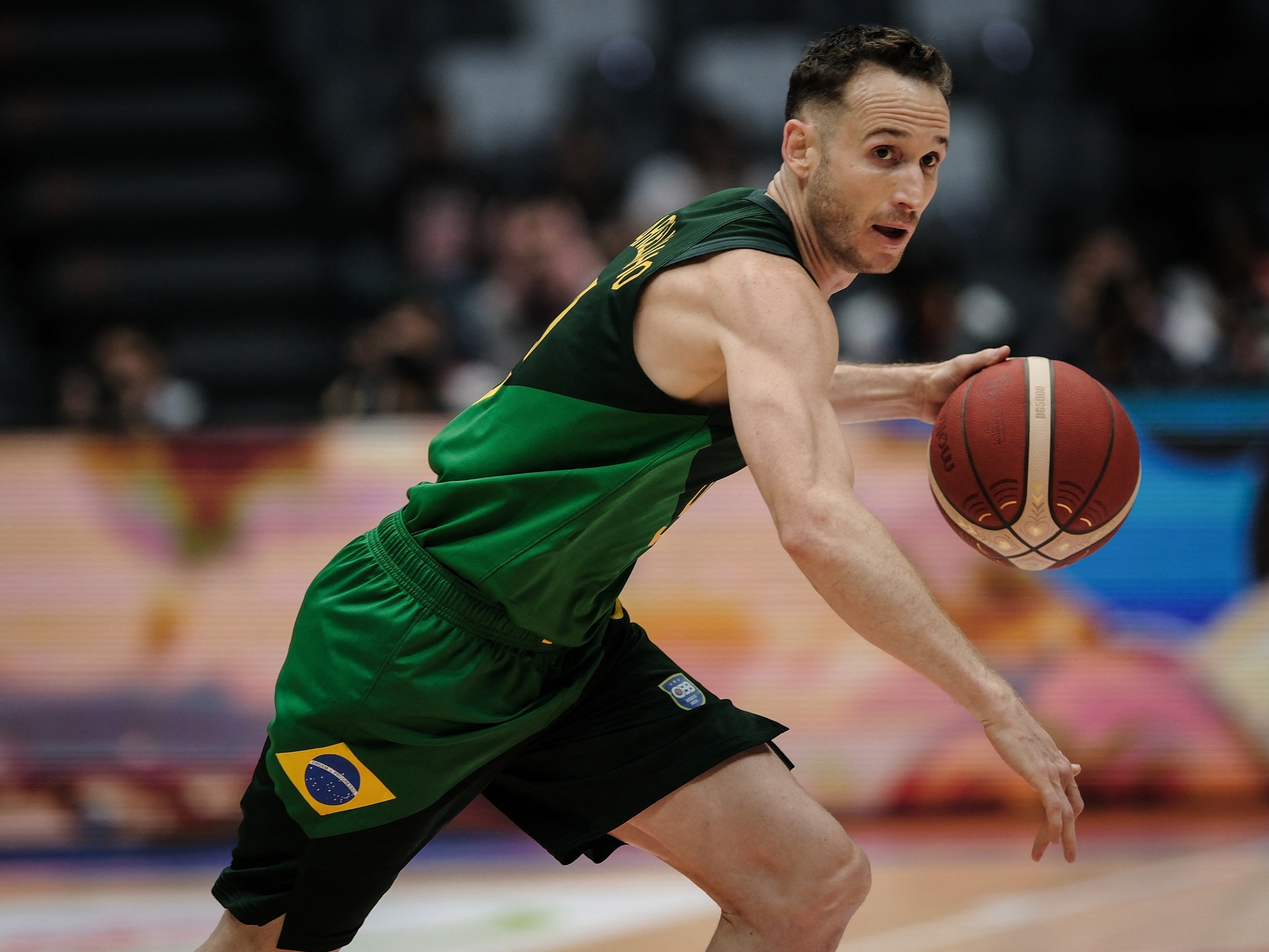 Seleção brasileira de basquete vai jogar no Mangueirinho