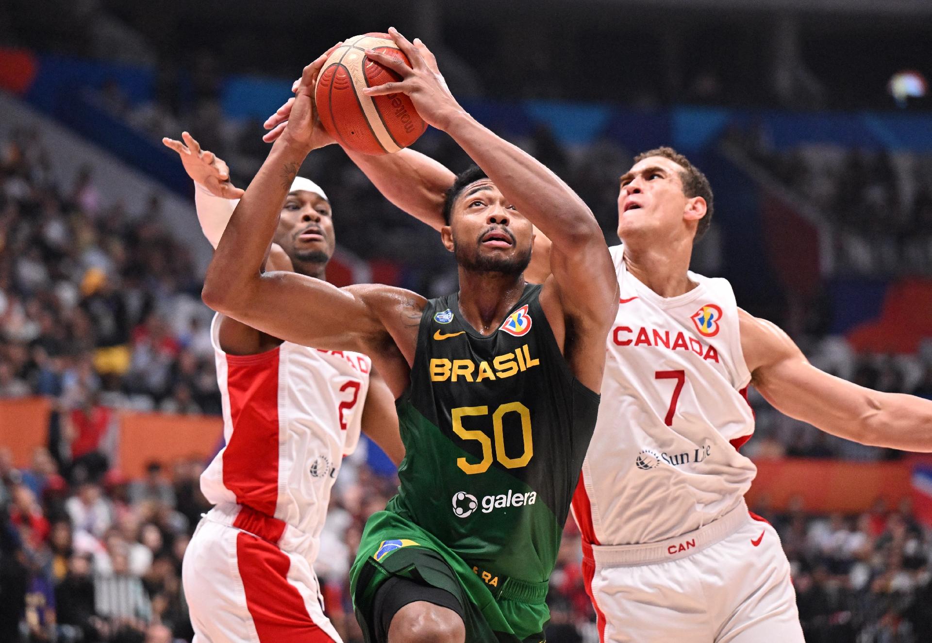 Brasil perde para Letônia, se despede do Mundial de basquete e fica sem  vaga olímpica - Jogada - Diário do Nordeste