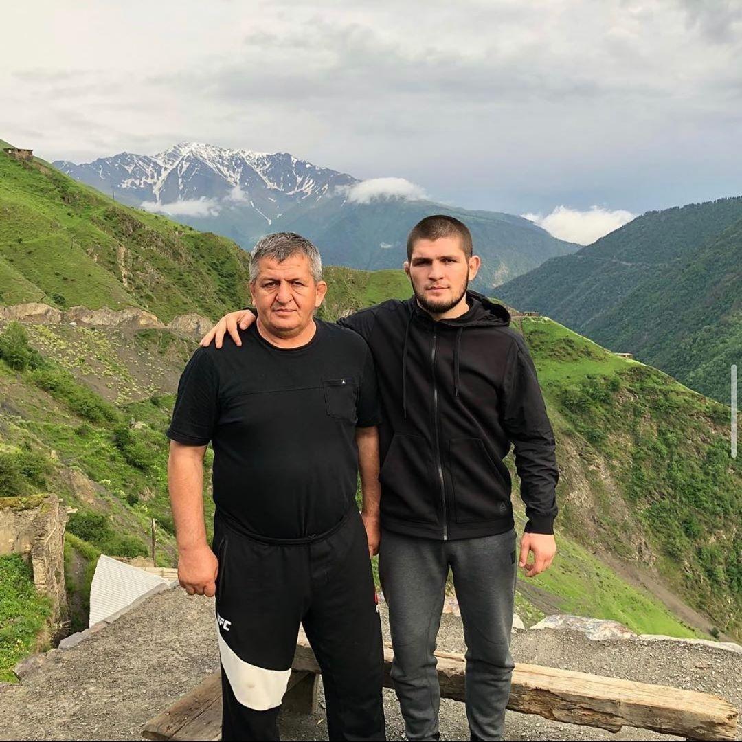 Aposentado há 17 meses, Khabib Nurmagomedov é anunciado para o