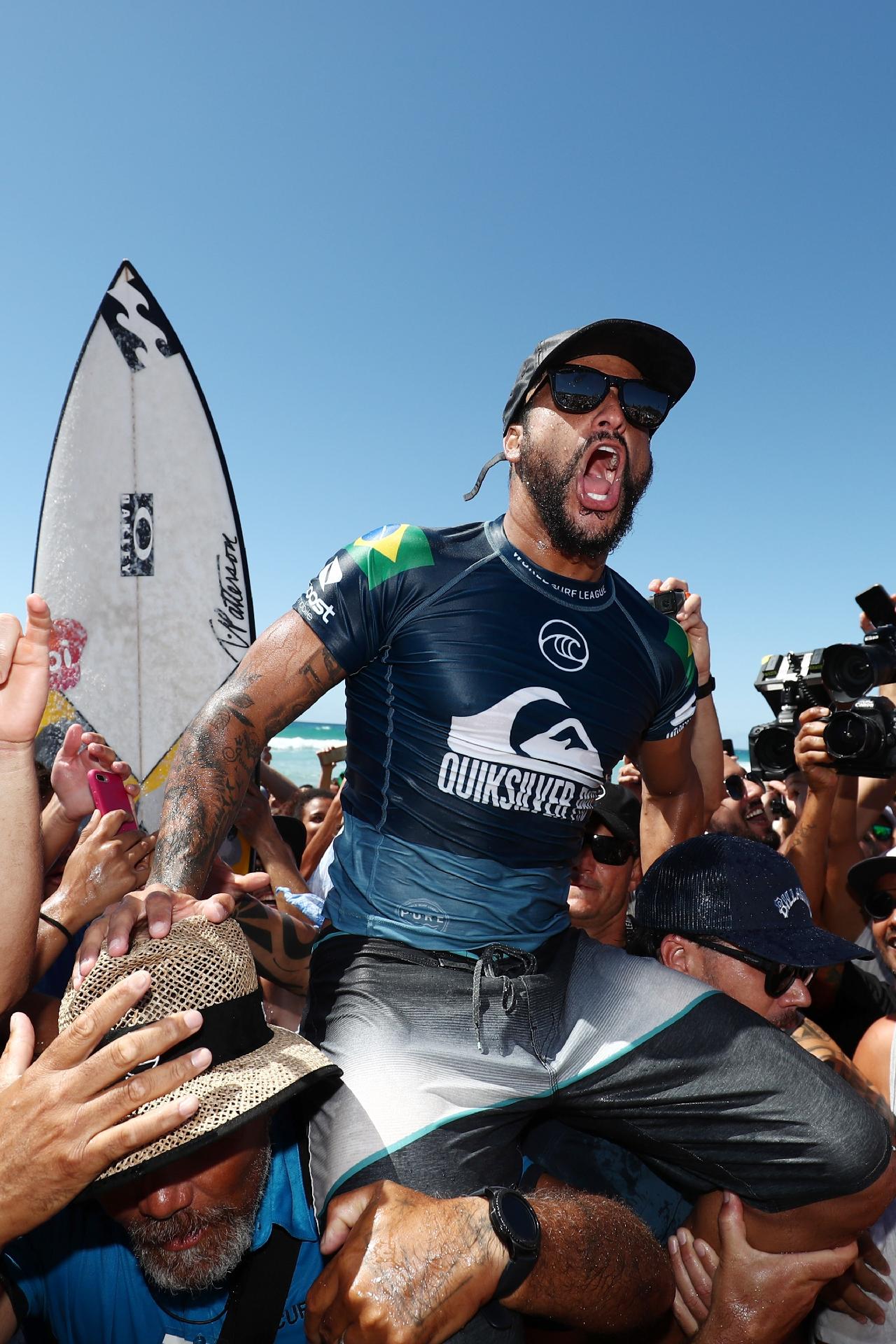 Após adiamentos, final do Mundial de Surfe 2021 acontece hoje (14)