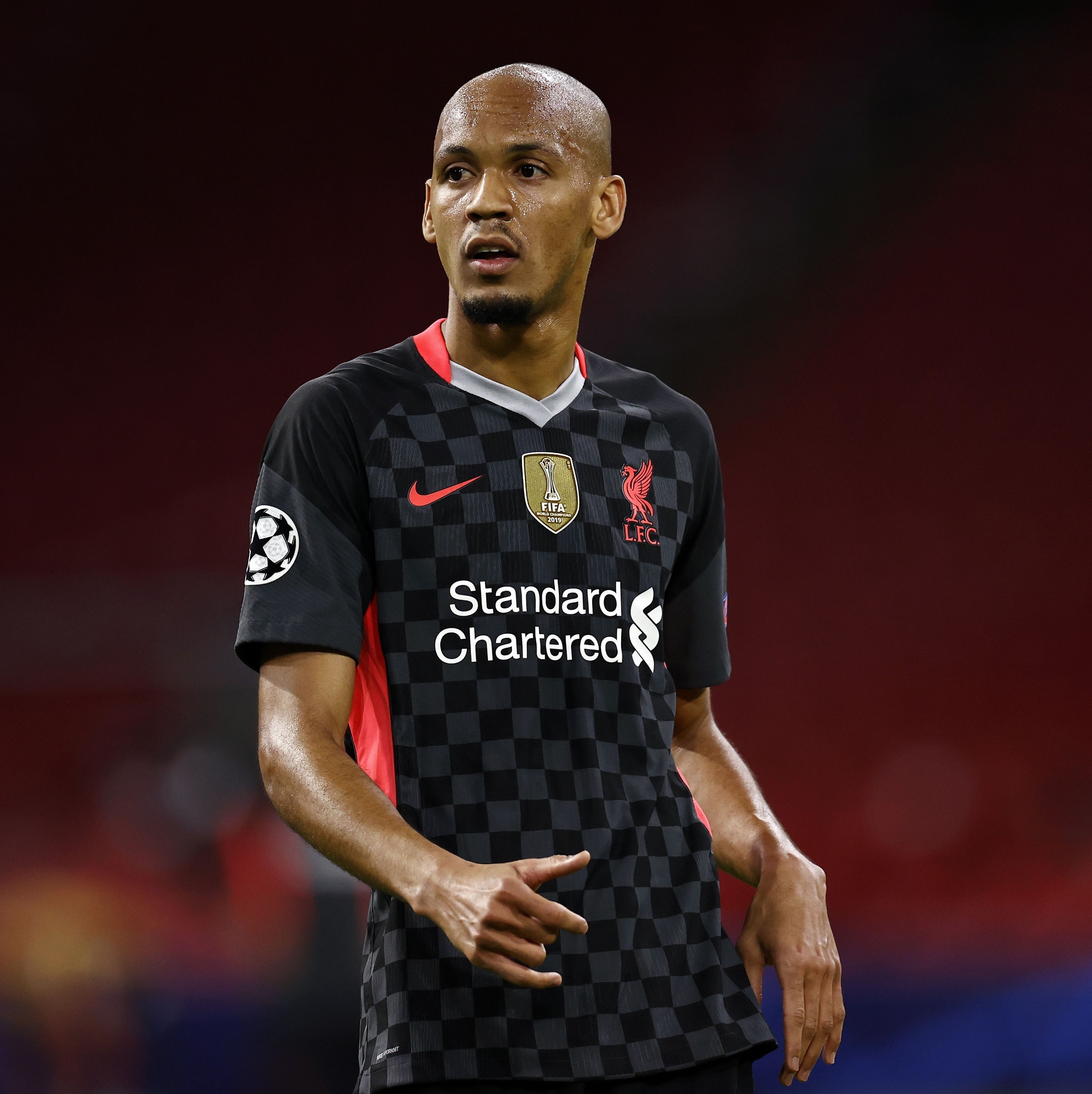 Ex-Liverpool, Fabinho assina com time saudita de Benzema e Kanté até 2026