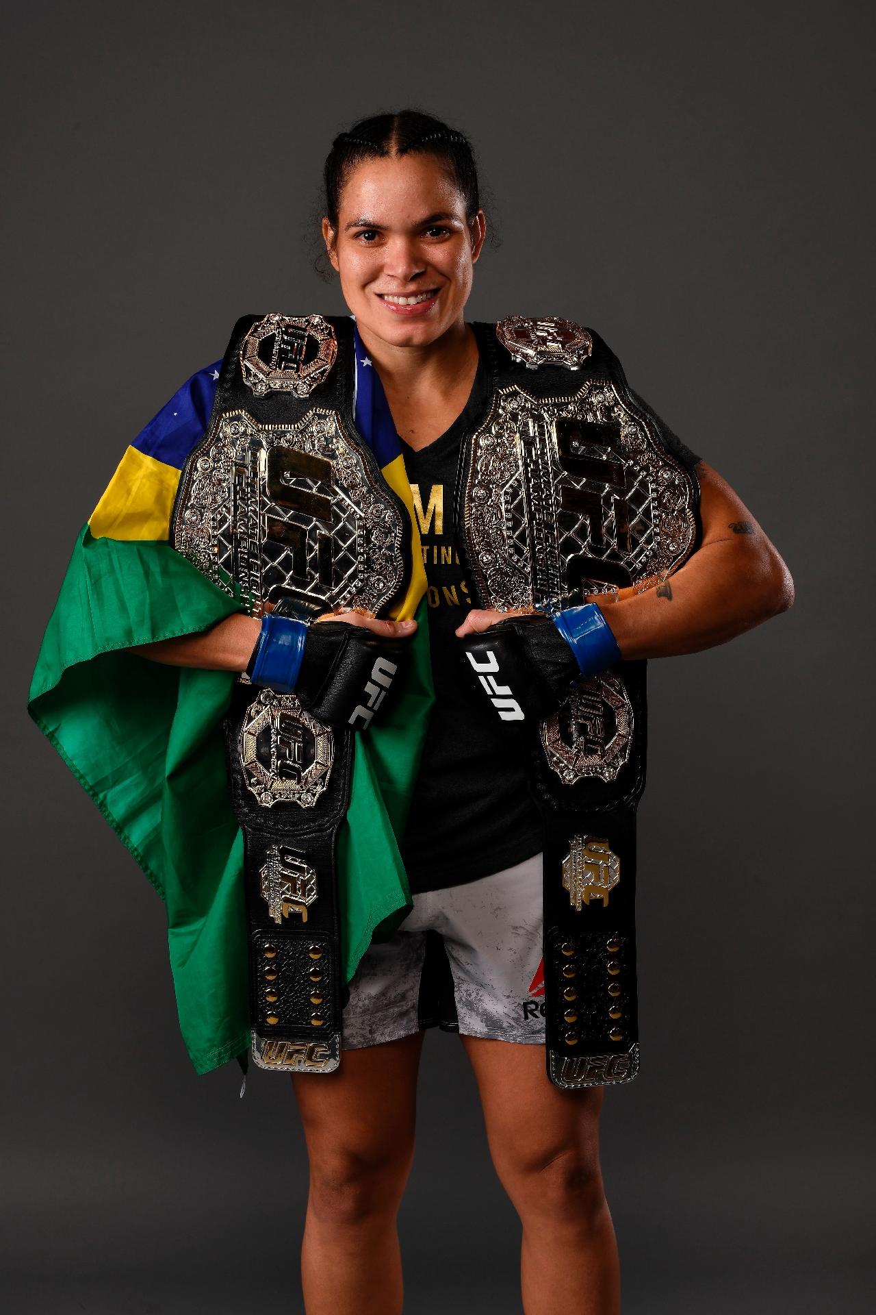 Amanda Nunes diz que tomou 