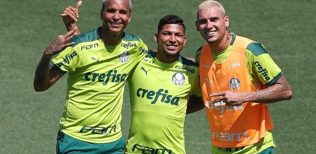 Palmeiras Corre Para Inscrever Refor Os Para Estreia No Paulist O