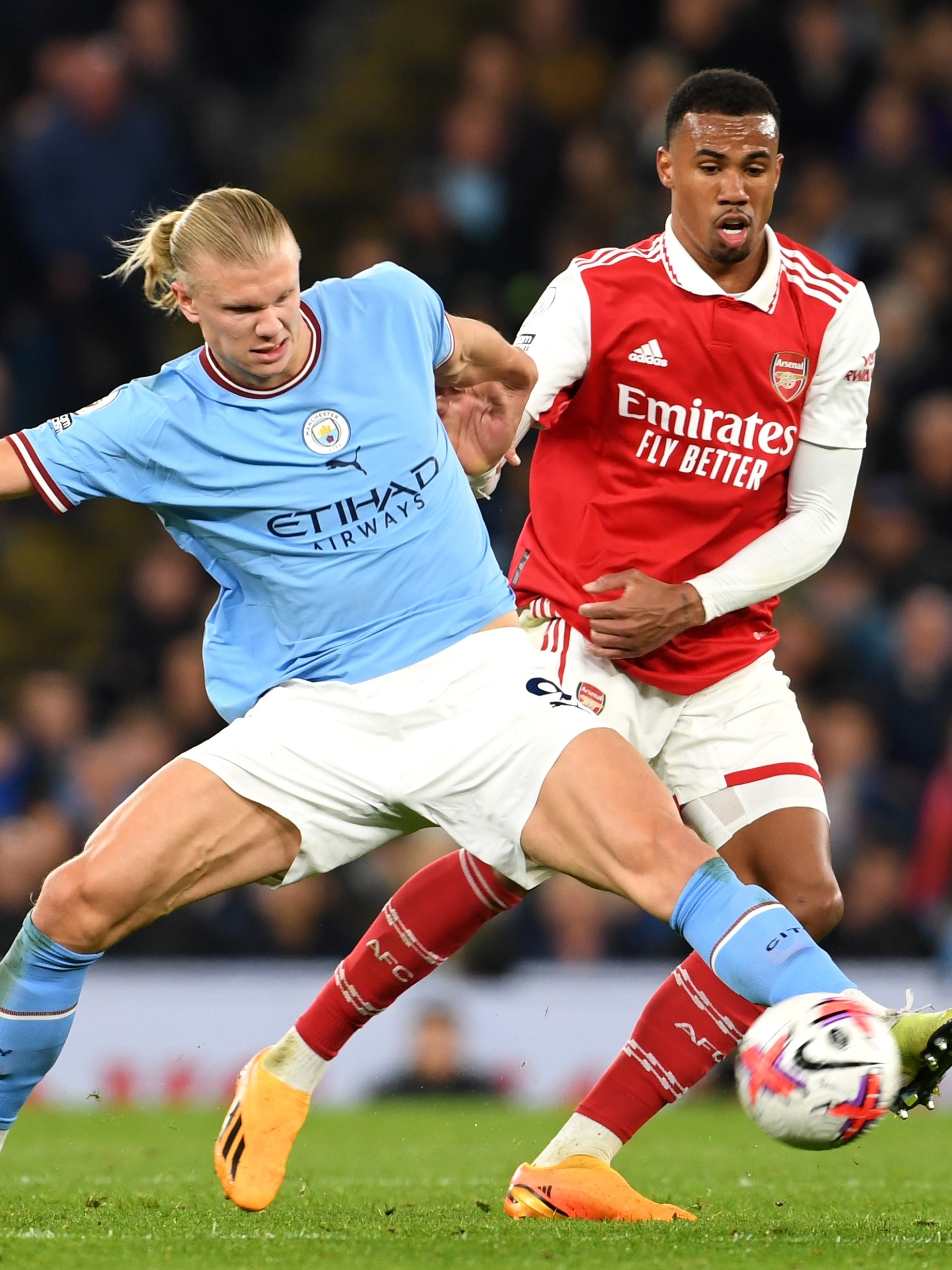 Onde assistir o jogo Arsenal x Manchester United hoje, domingo, 3, pela  Premier League; veja horário