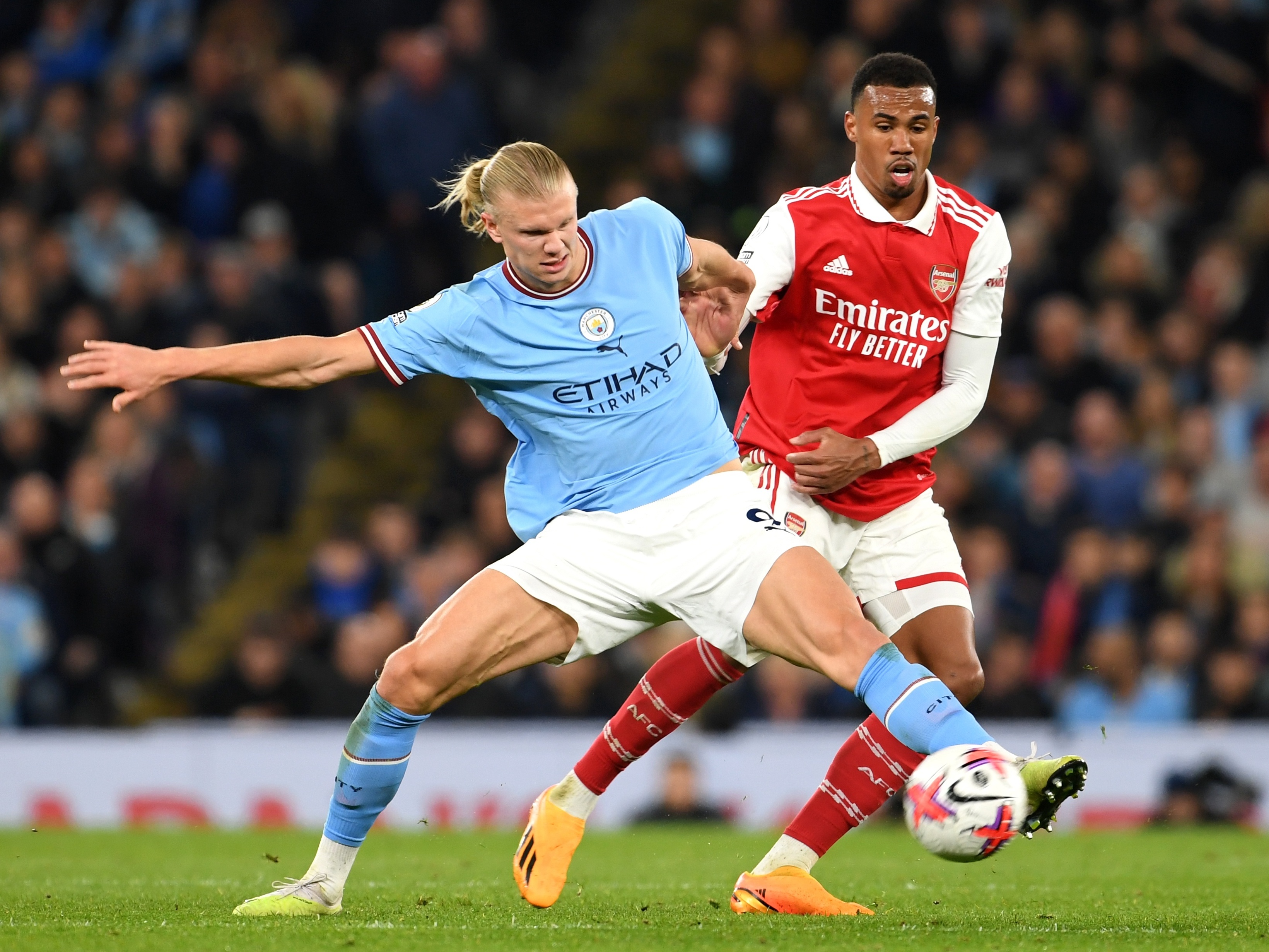 Arsenal x Manchester City: onde assistir e horário do jogo que vale a  liderança do Inglês, futebol inglês