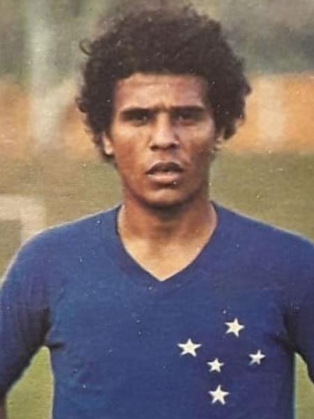 Morre Aos Anos Eli Carlos Irm O De Silas E Ex Jogador Do Cruzeiro