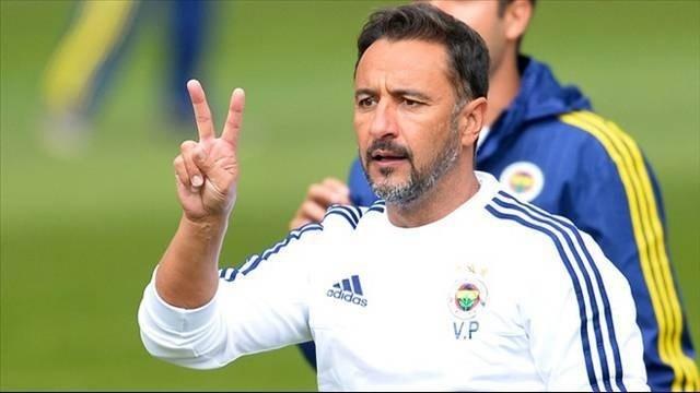 Veja quais jogadores devem ganhar ou perder com Vitor Pereira no Timão