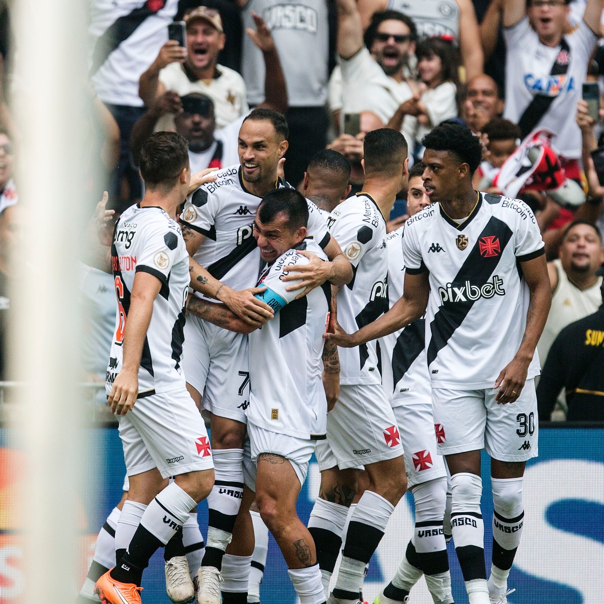 Vasco quer jogar no Maracanã contra o Atlético-MG e faz pedido