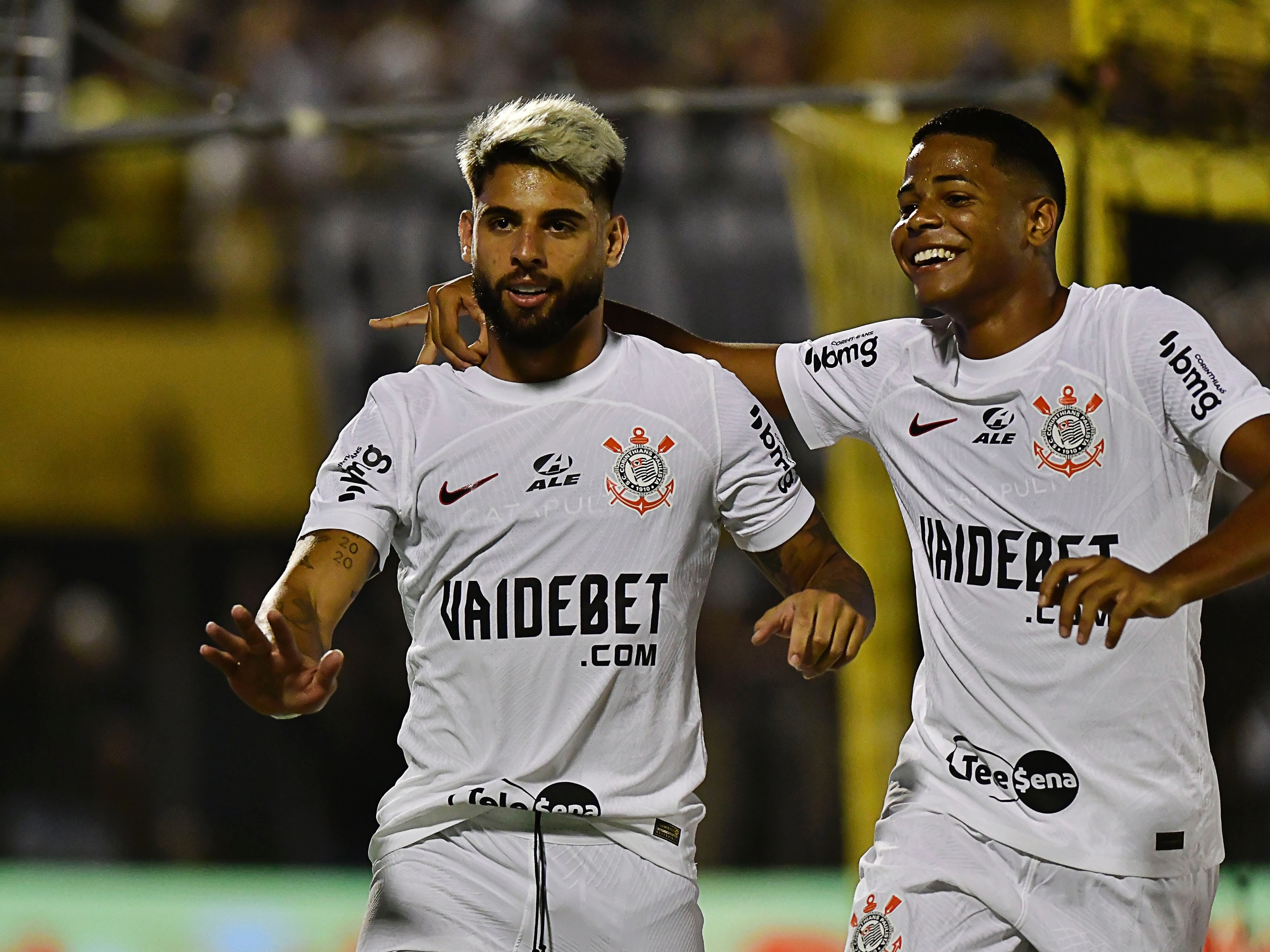 Zagueiro do Corinthians figura na seleção do torcedor da 24ª rodada do