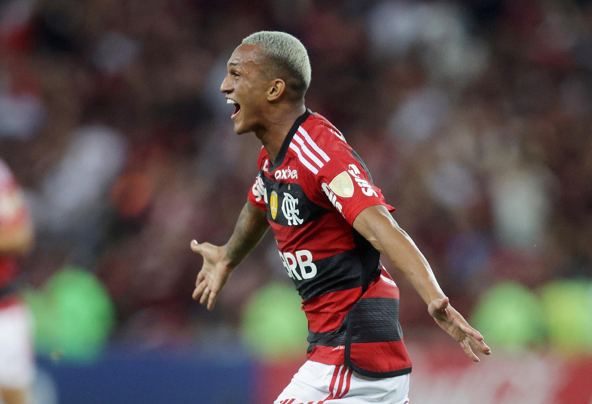 Bola Do Jogo – Br 2023 – Flamengo 1 X 1 Cruzeiro – Com Racismo Nao Tem Jogo  – Autografada Pelo Elenco Do Flamengo – Play For a Cause