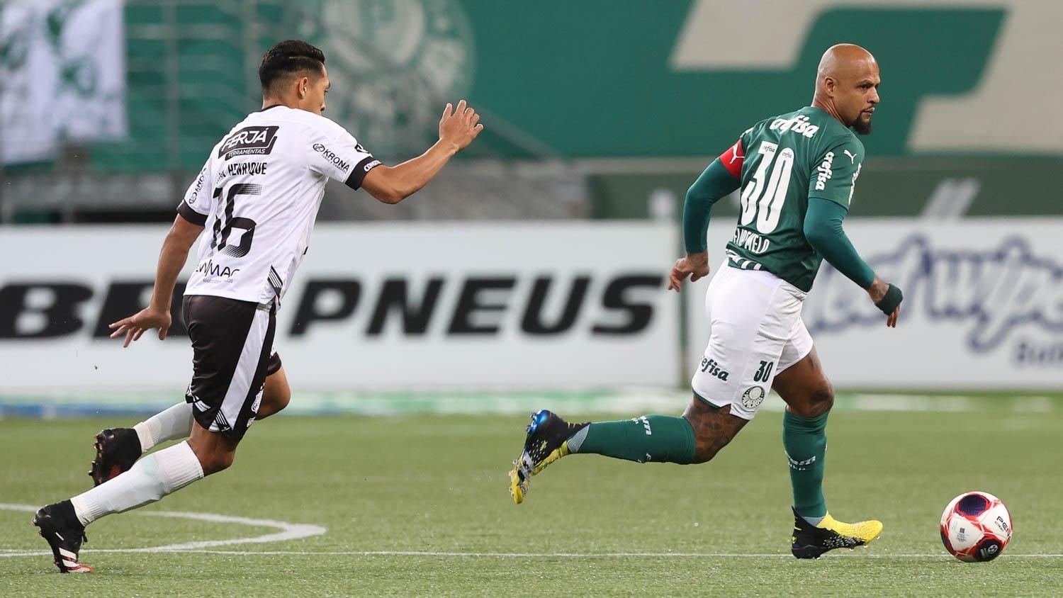 Felipe Melo comenta em post de jornal argentino sobre jogador do Galo